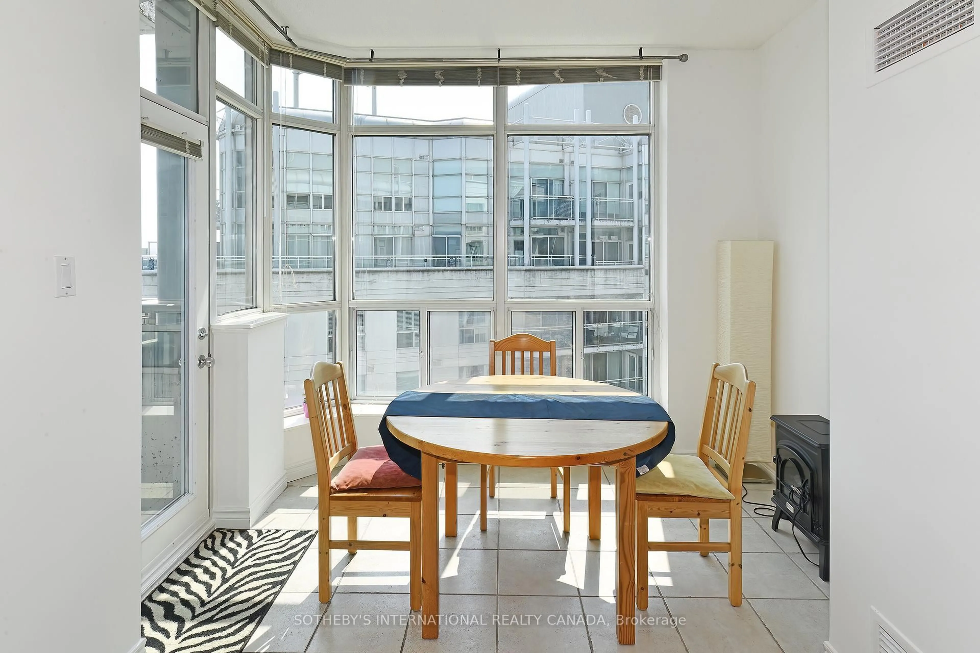 Dining room, unknown for 600 Queens Quay #SP10, Toronto Ontario M5V 3M3