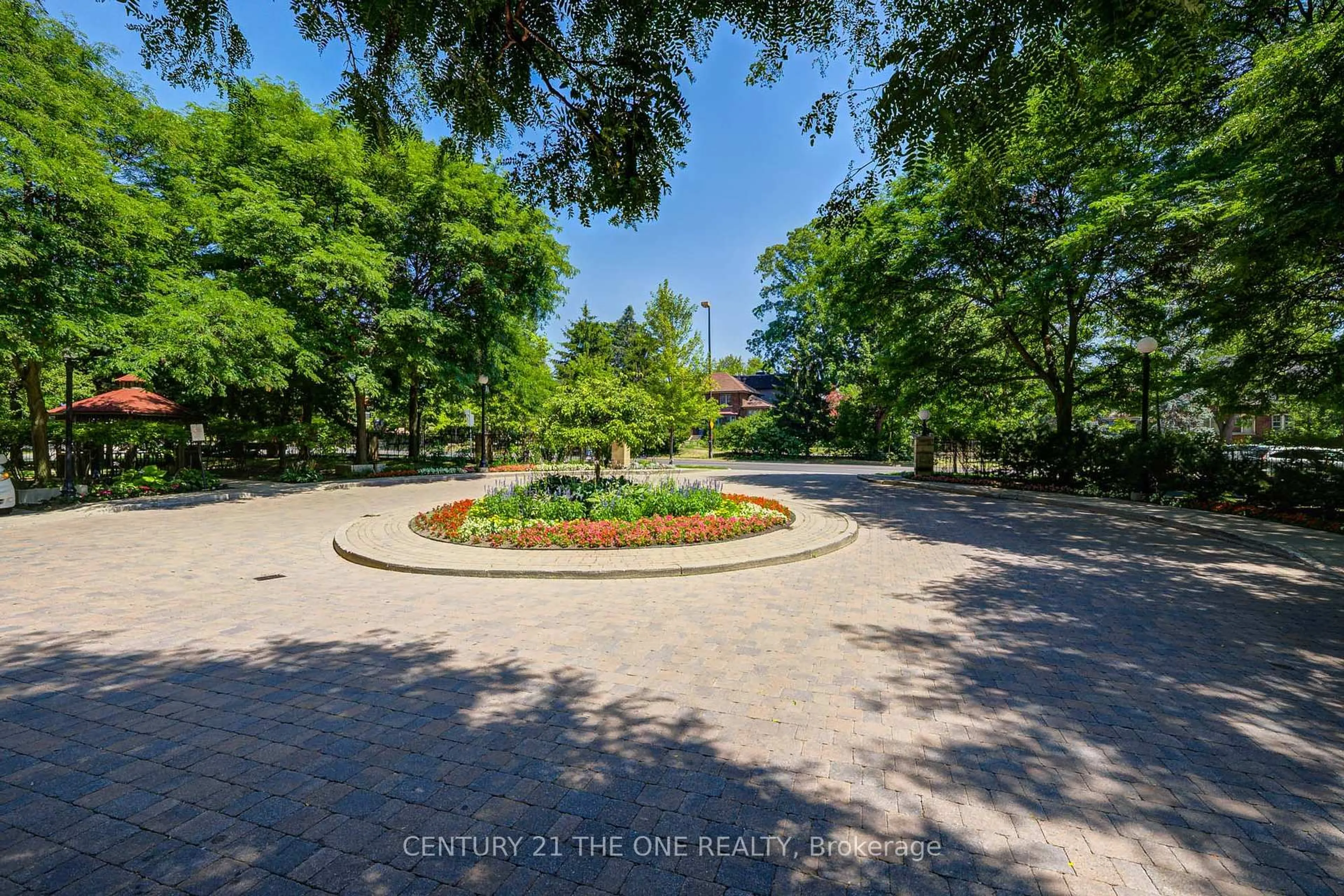 Patio, unknown for 238 Doris Ave #605, Toronto Ontario M2N 6W1