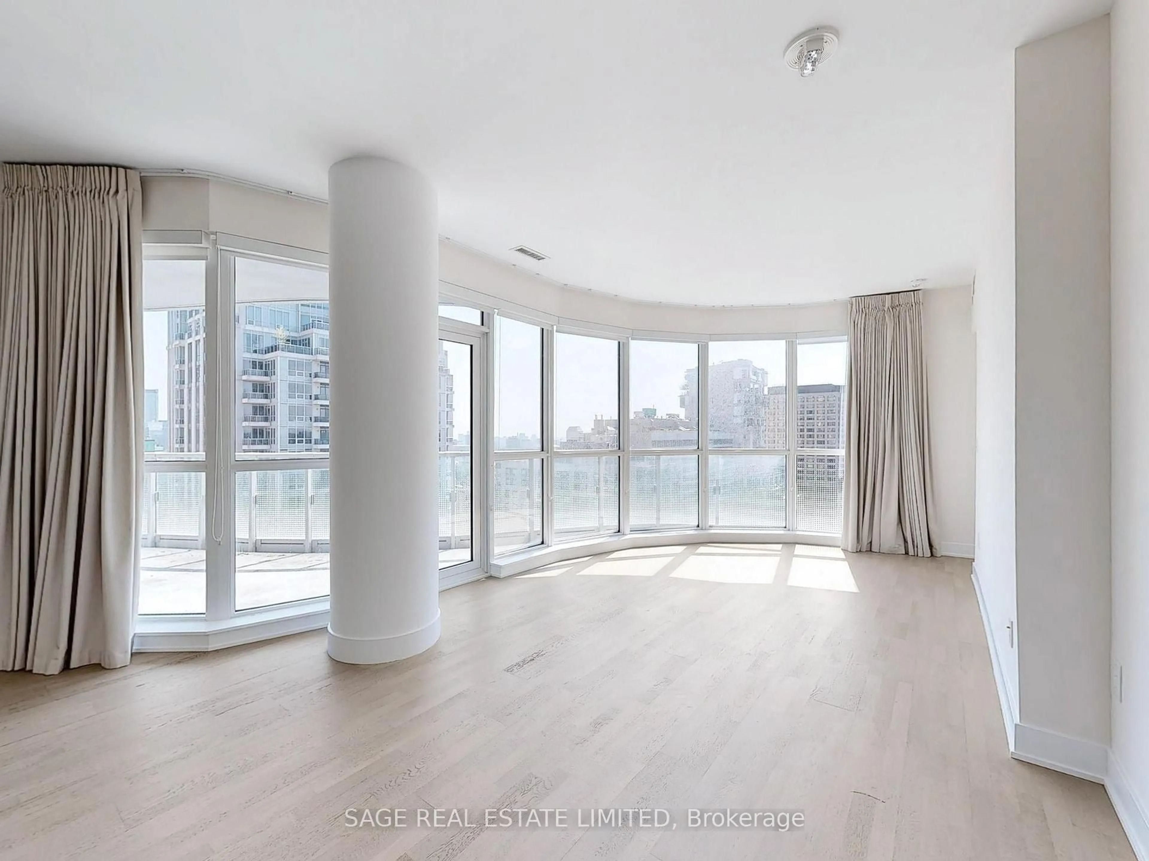 A pic of a room for 88 Cumberland St #2102, Toronto Ontario M5R 1A3
