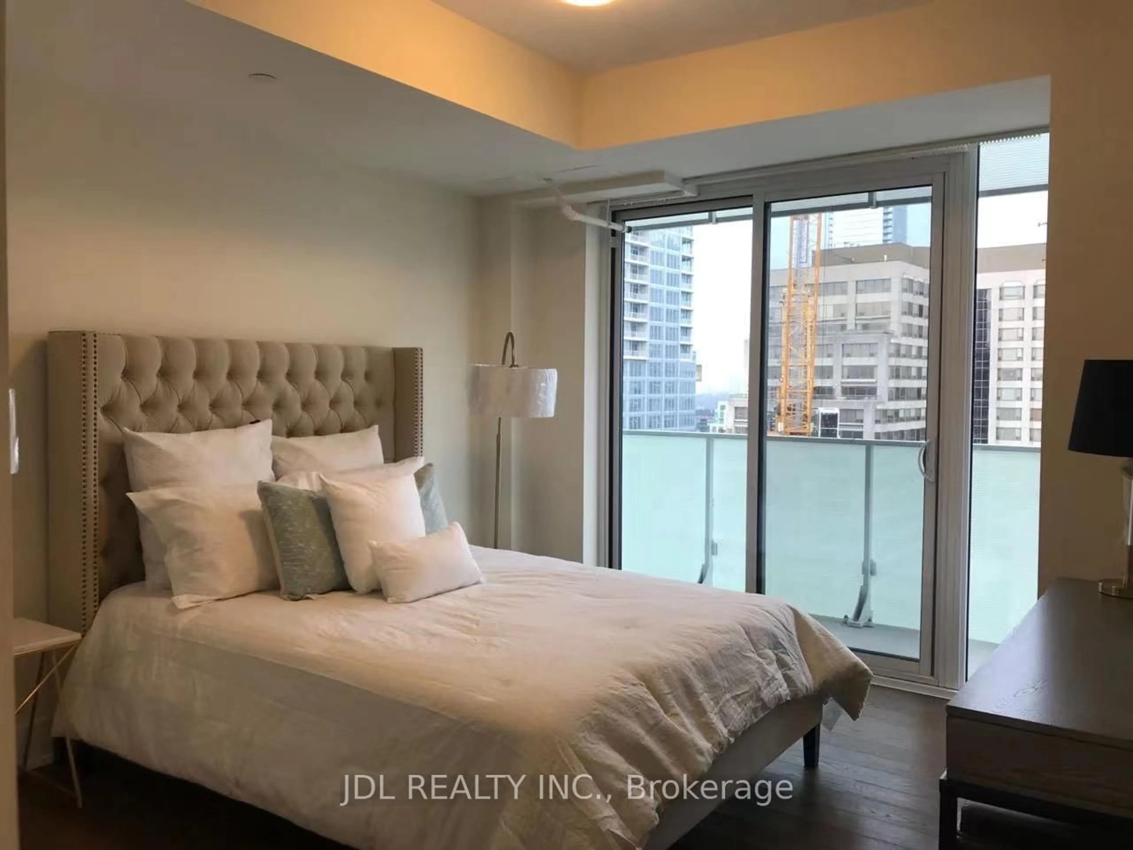 Bedroom with bed, unknown for 200 Bloor St #2204, Toronto Ontario M5S 1T8