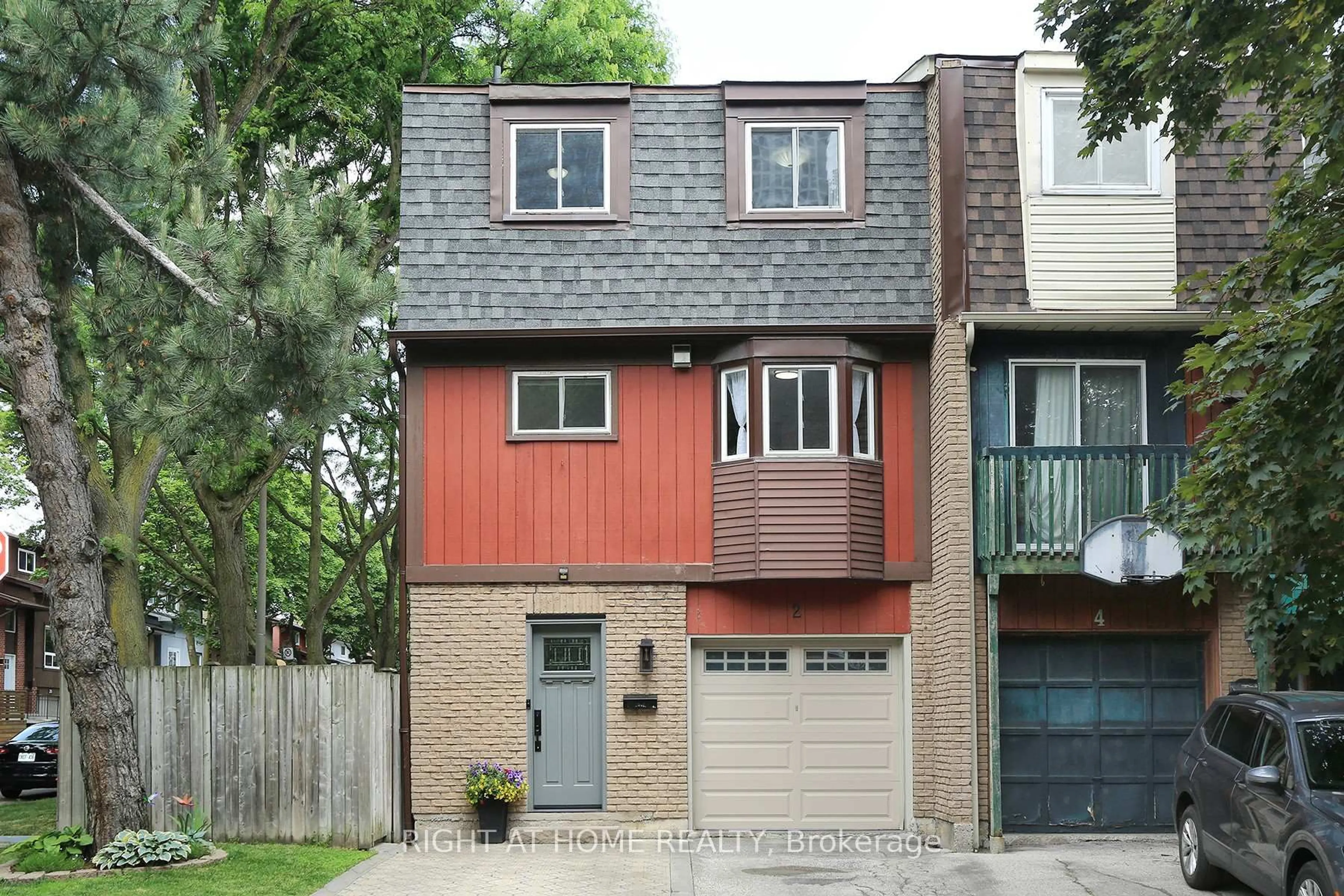 Home with brick exterior material, street for 2 Snapdragon Dr, Toronto Ontario M2J 4X6