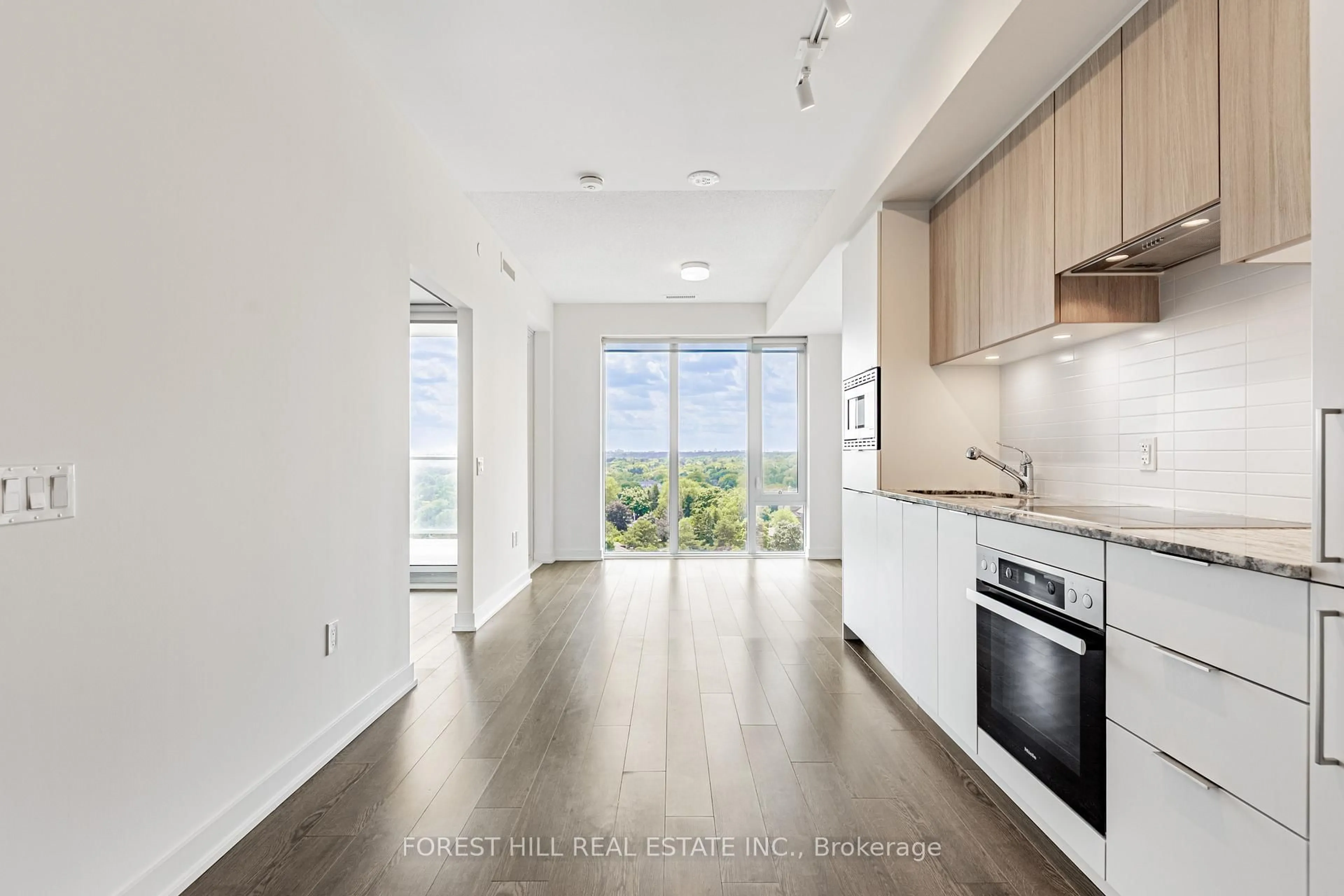Open concept kitchen, unknown for 20 O'Neill Rd #815, Toronto Ontario M3C 0R2