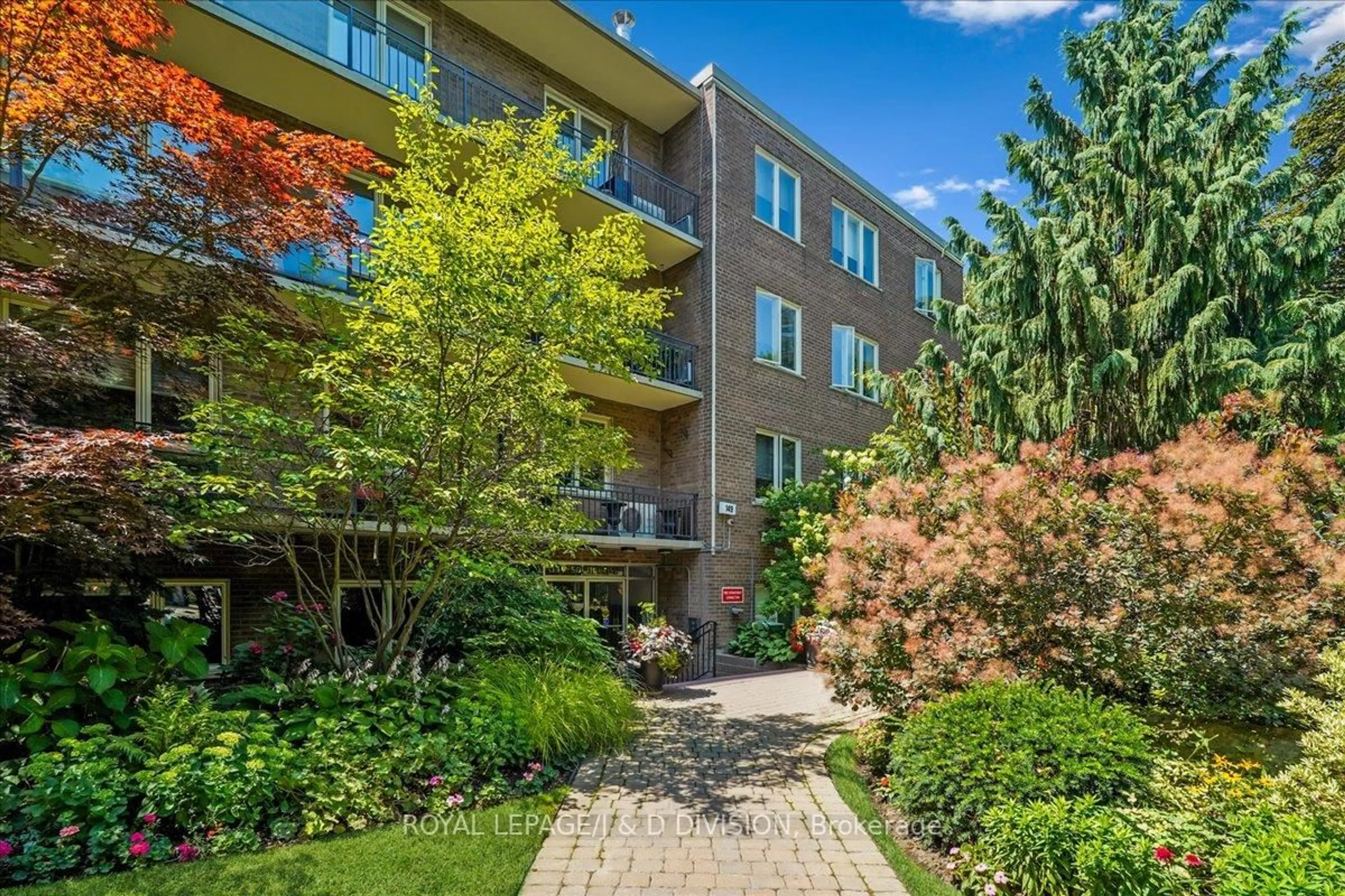 Patio, unknown for 149 South Dr #203, Toronto Ontario M4W 1S3