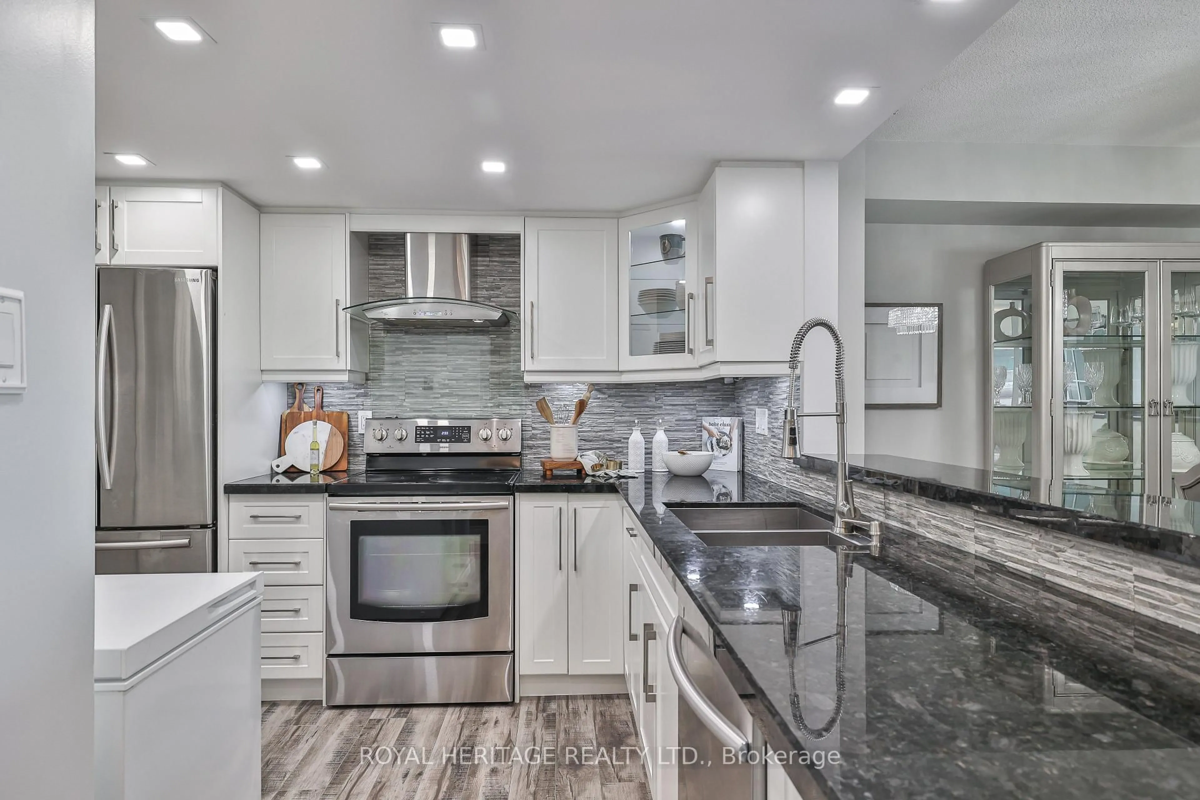 Contemporary kitchen, ceramic/tile floor for 10 Torresdale Ave #806, Toronto Ontario M2R 3V8