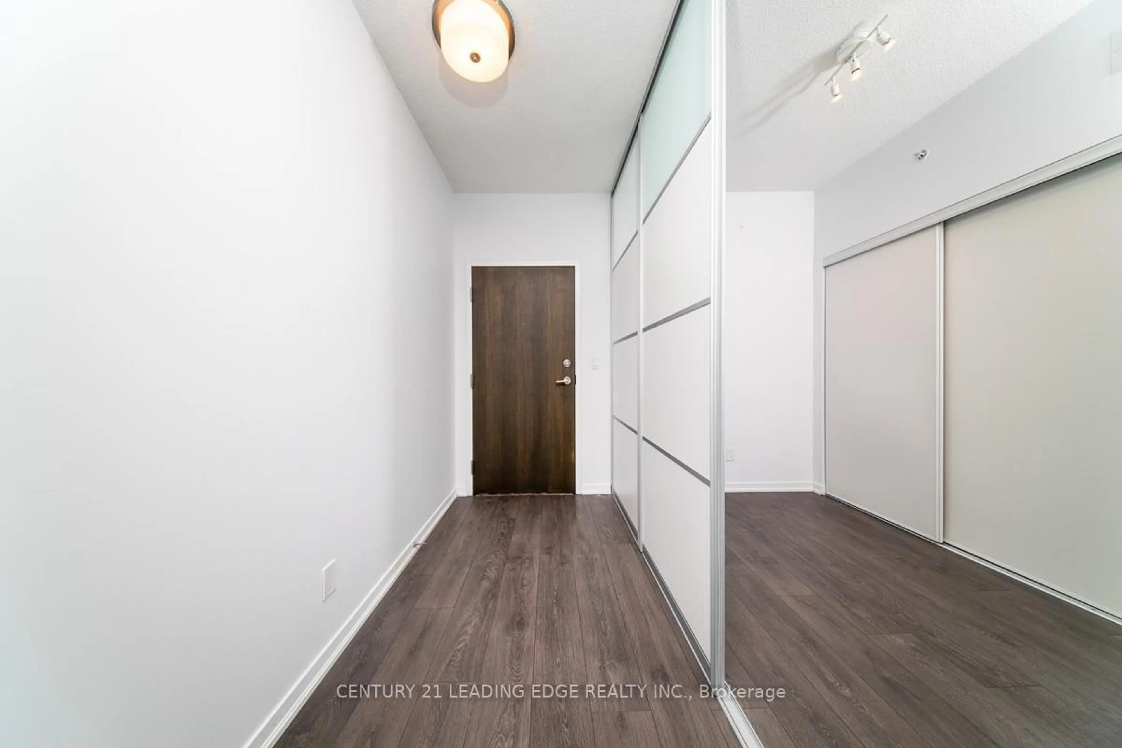 Indoor entryway for 68 Abell St #616, Toronto Ontario M6J 0B1