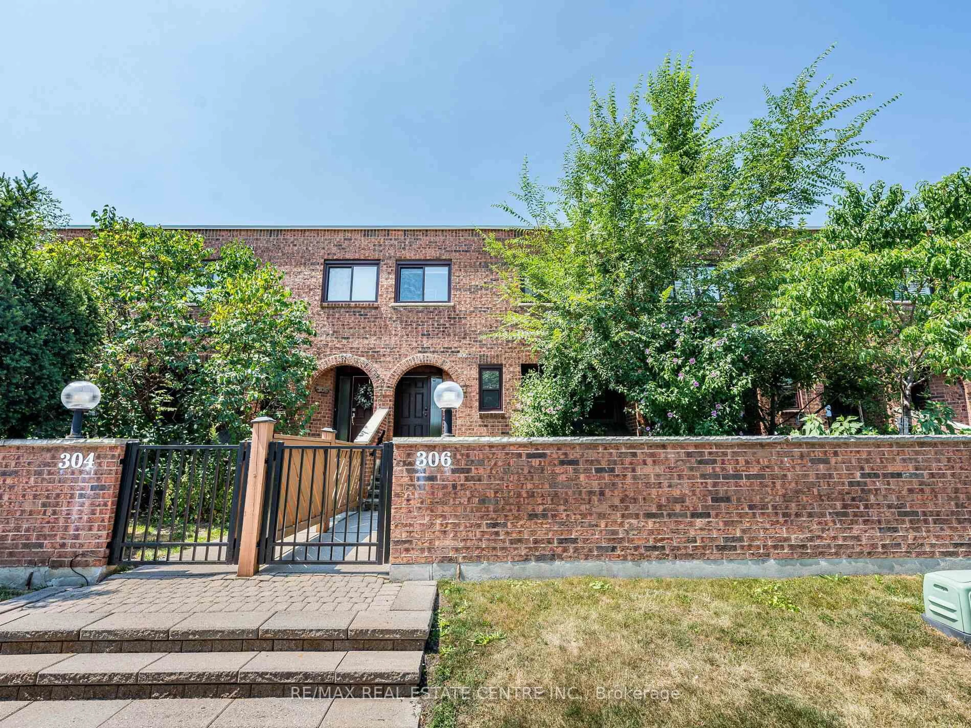 Home with brick exterior material, street for 306 Torresdale Ave, Toronto Ontario M2R 3N3