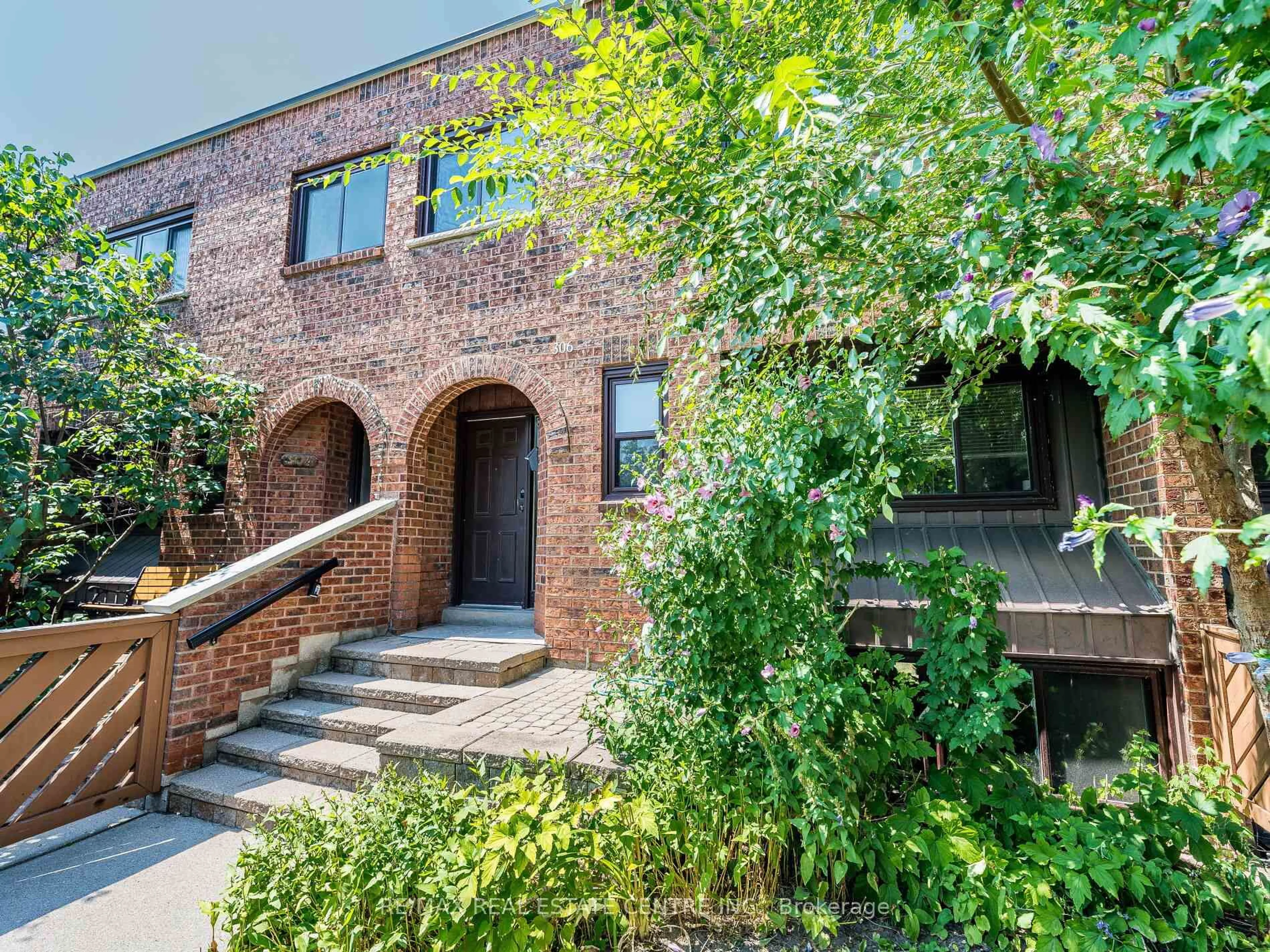 Home with brick exterior material, street for 306 Torresdale Ave, Toronto Ontario M2R 3N3