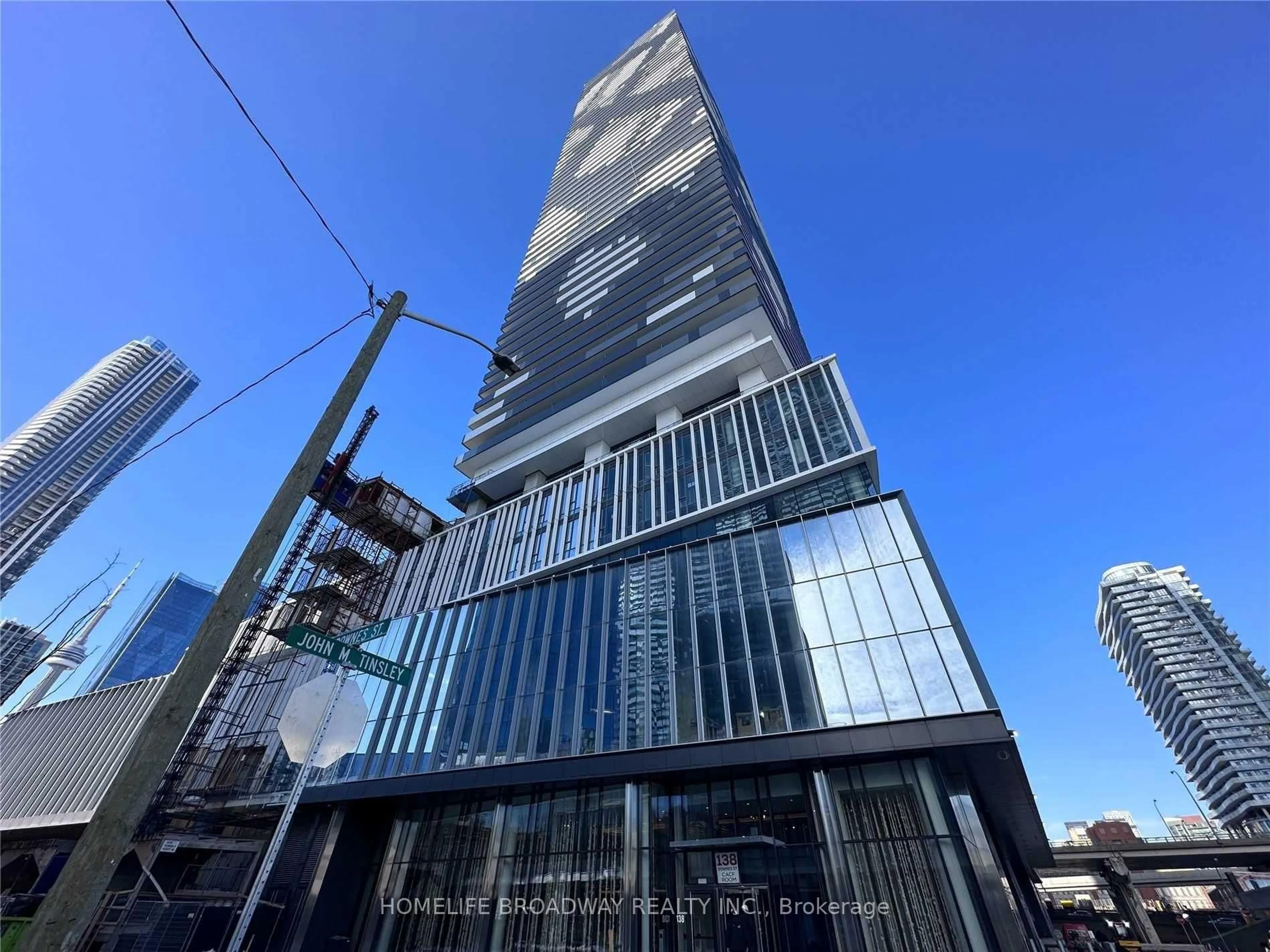 A pic from outside/outdoor area/front of a property/back of a property/a pic from drone, building for 138 Downes St #1602, Toronto Ontario M5E 0E4