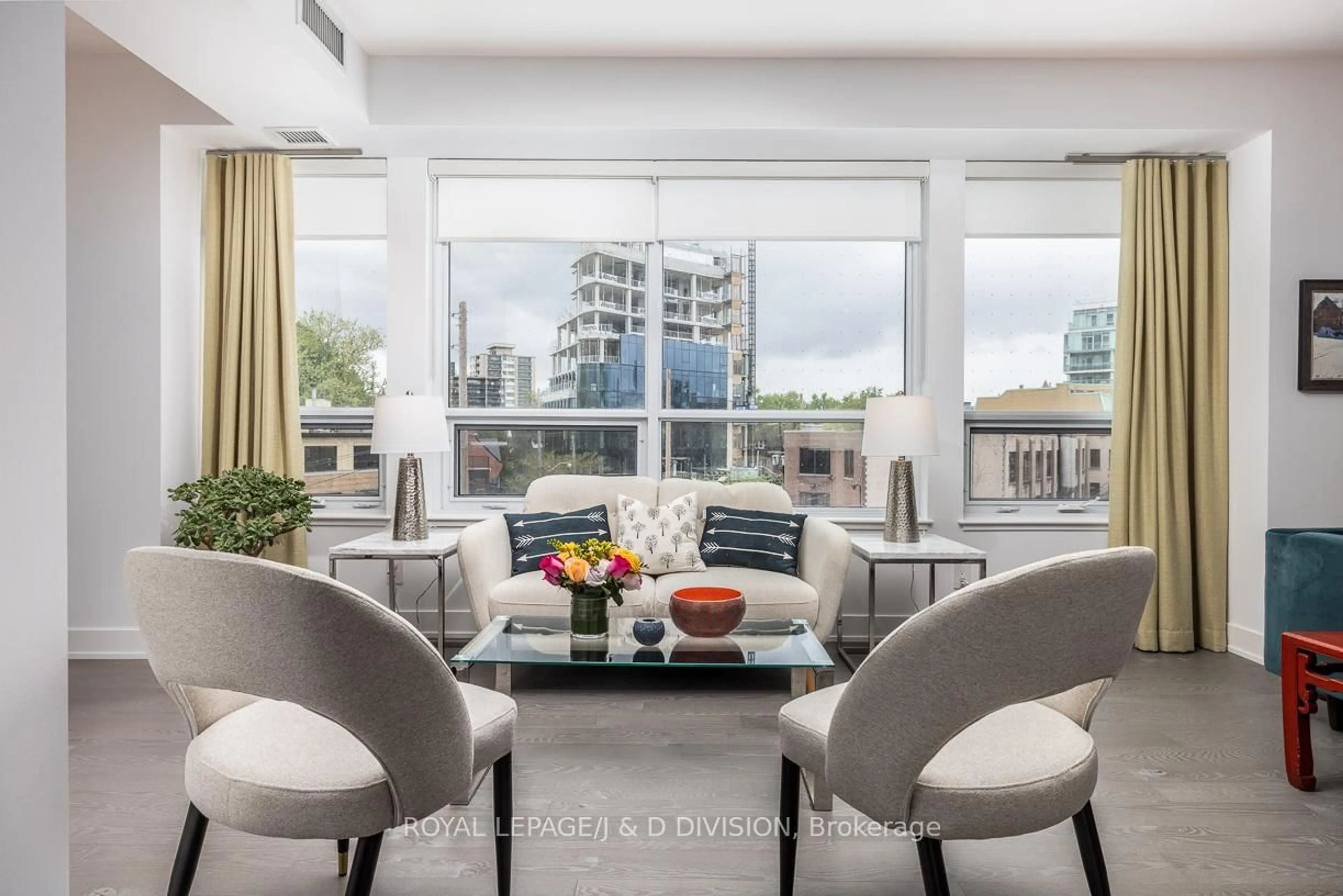 Living room with furniture, unknown for 181 Bedford Rd #309, Toronto Ontario M5R 3P8
