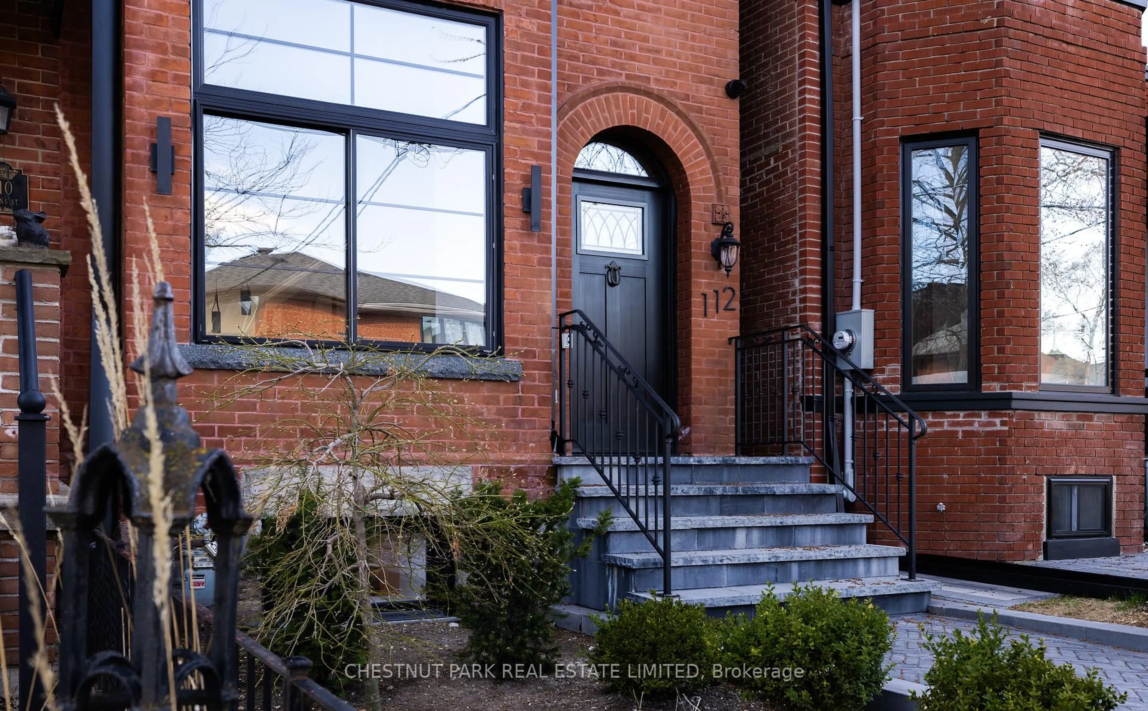 Home with brick exterior material, building for 112 Givins St, Toronto Ontario M6J 2X9