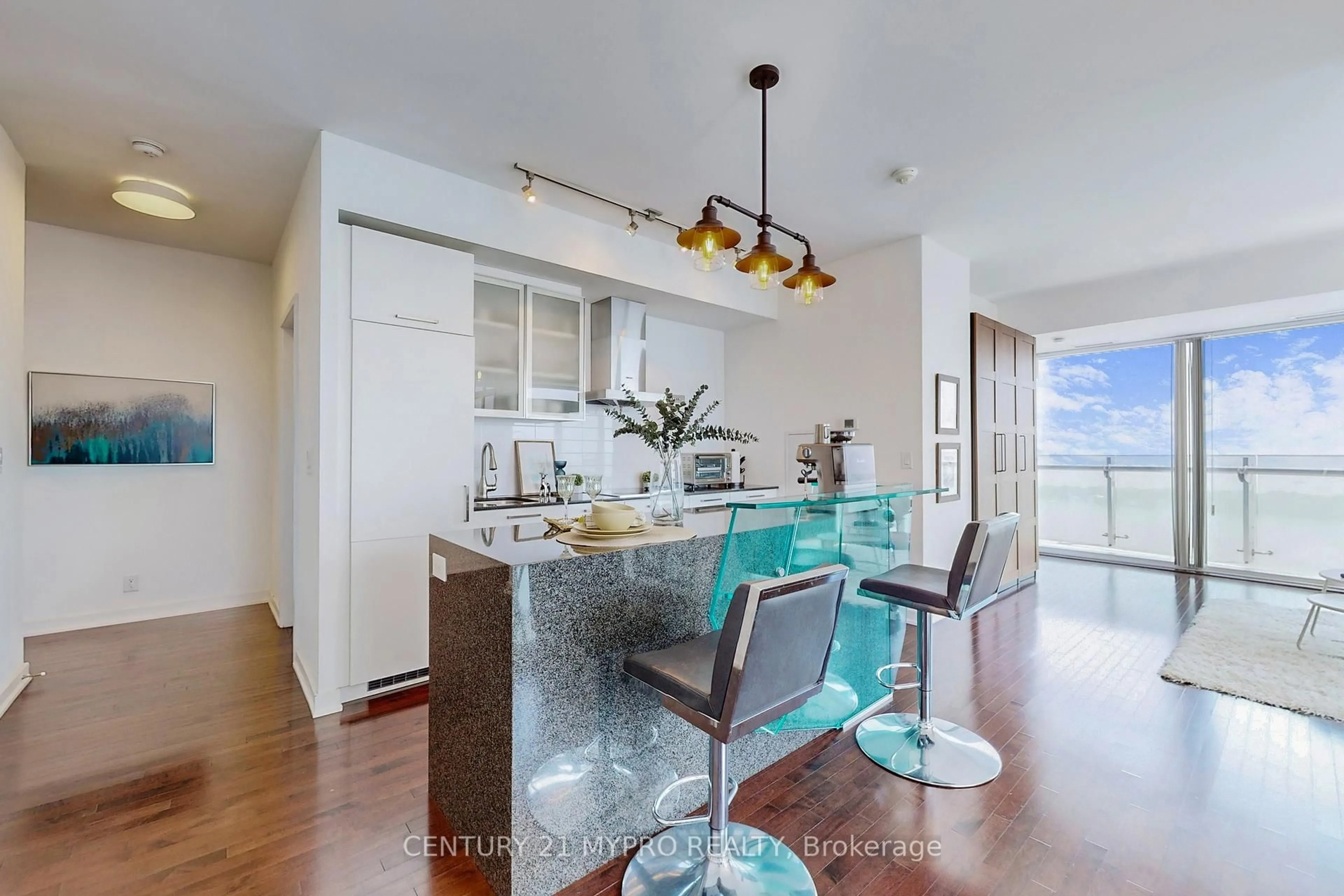 Open concept kitchen, unknown for 12 York St #5304, Toronto Ontario M5J 0A9