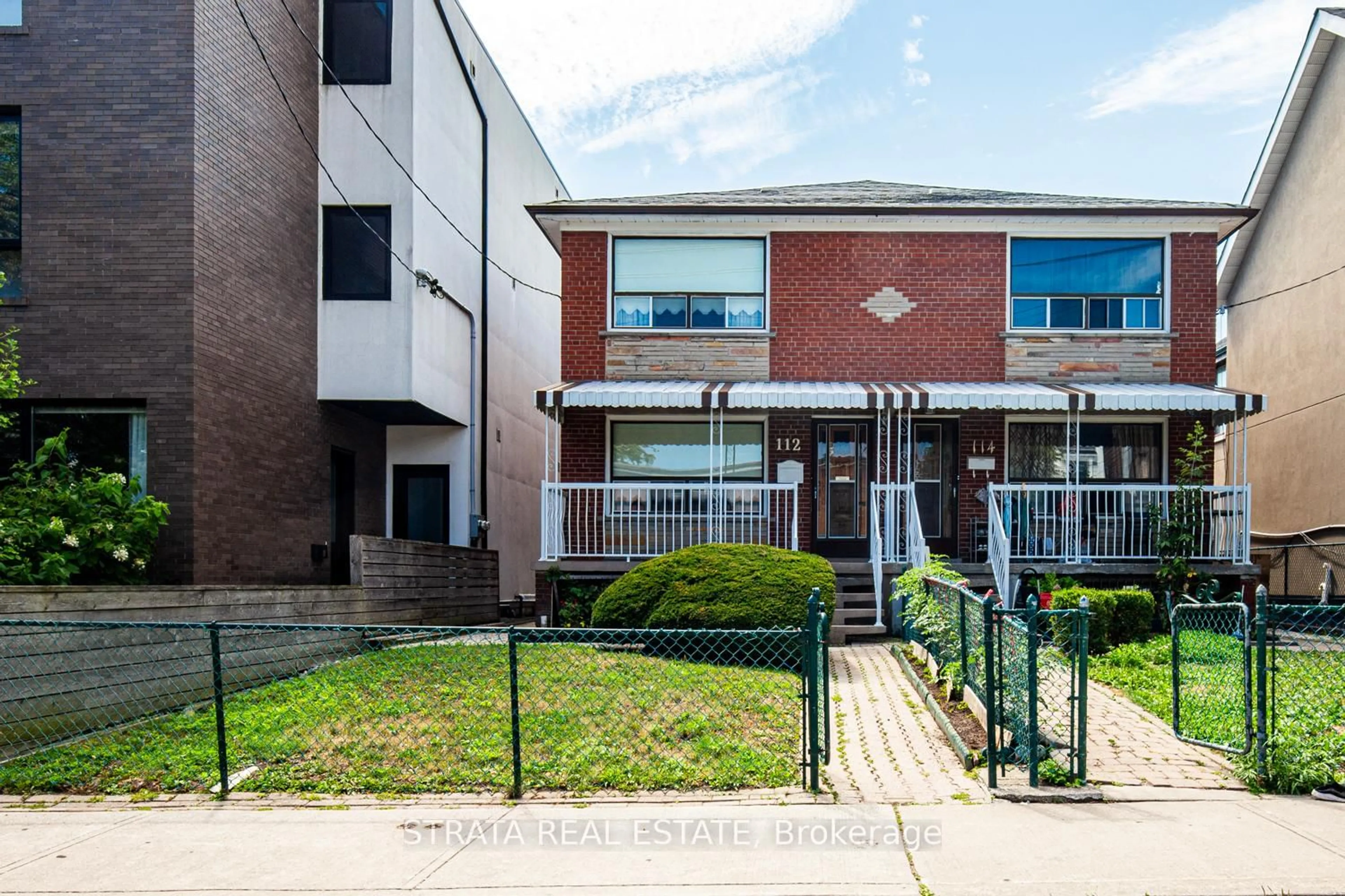 Home with brick exterior material, street for 112 Palmerston Ave, Toronto Ontario M6J 2J1