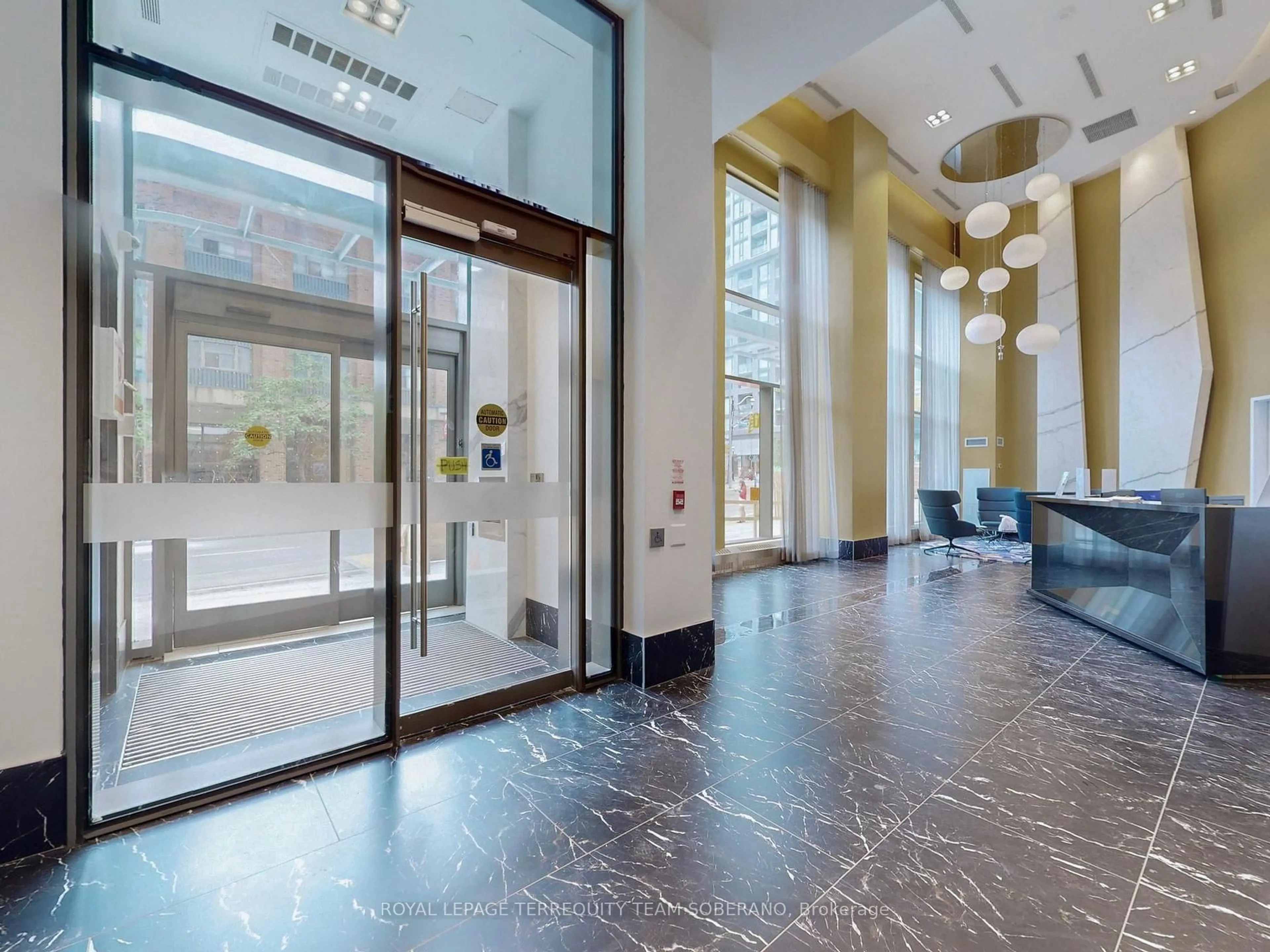 Indoor foyer for 70 Princess St #2605, Toronto Ontario M5A 0X9
