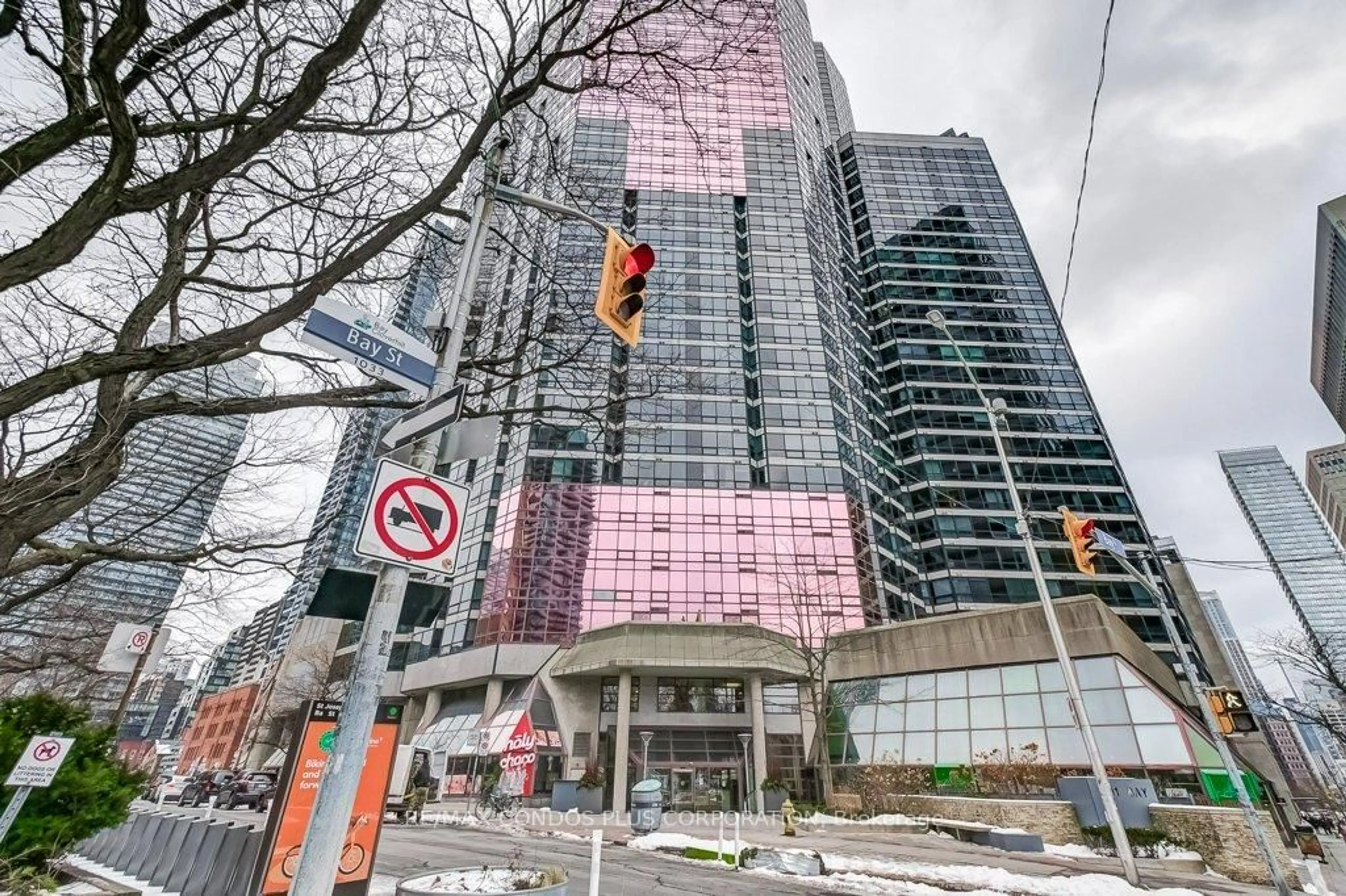 Unknown for 1001 Bay St #2705, Toronto Ontario M5S 3A6