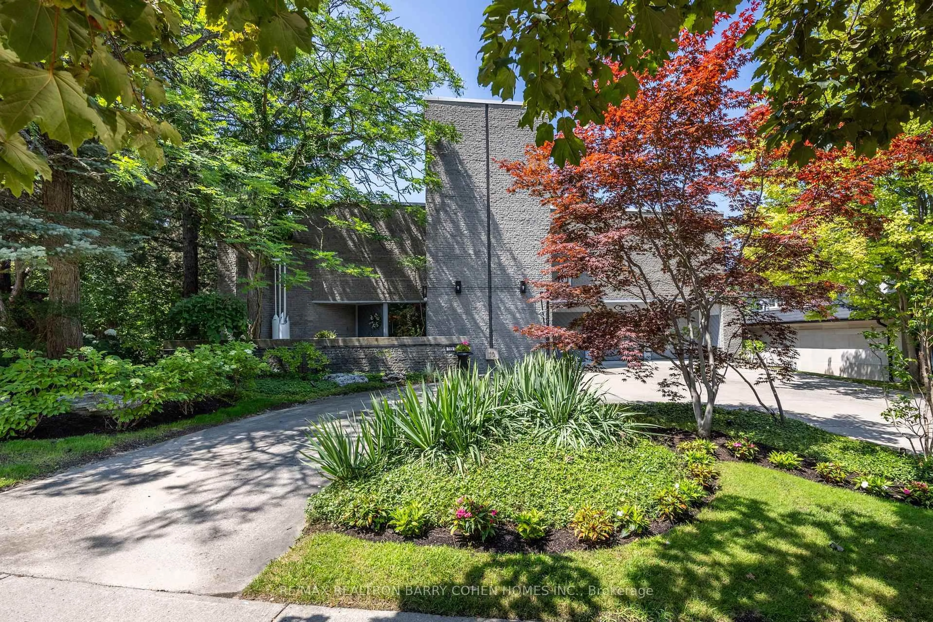 Unknown for 10 Penwood Cres, Toronto Ontario M3B 2B9