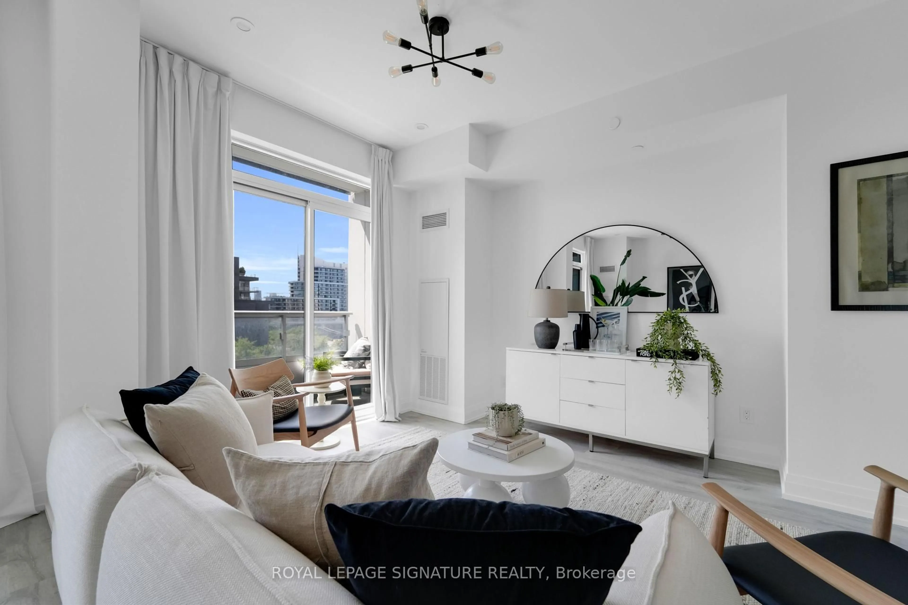 Living room with furniture, unknown for 591 Sheppard Ave #910, Toronto Ontario M2K 1B4