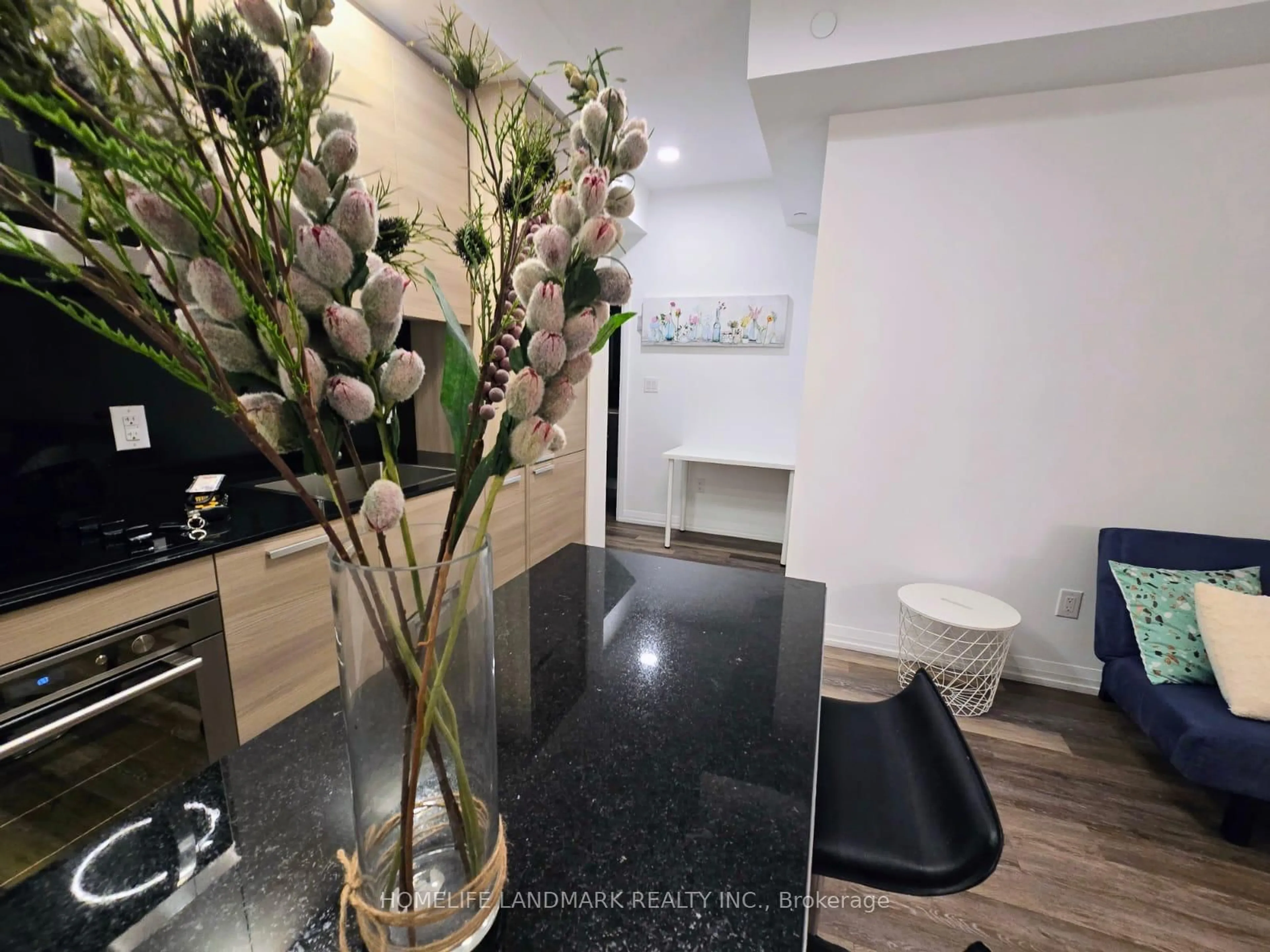 Unknown for 75 Canterbury Pl #1211, Toronto Ontario M2N 0L2