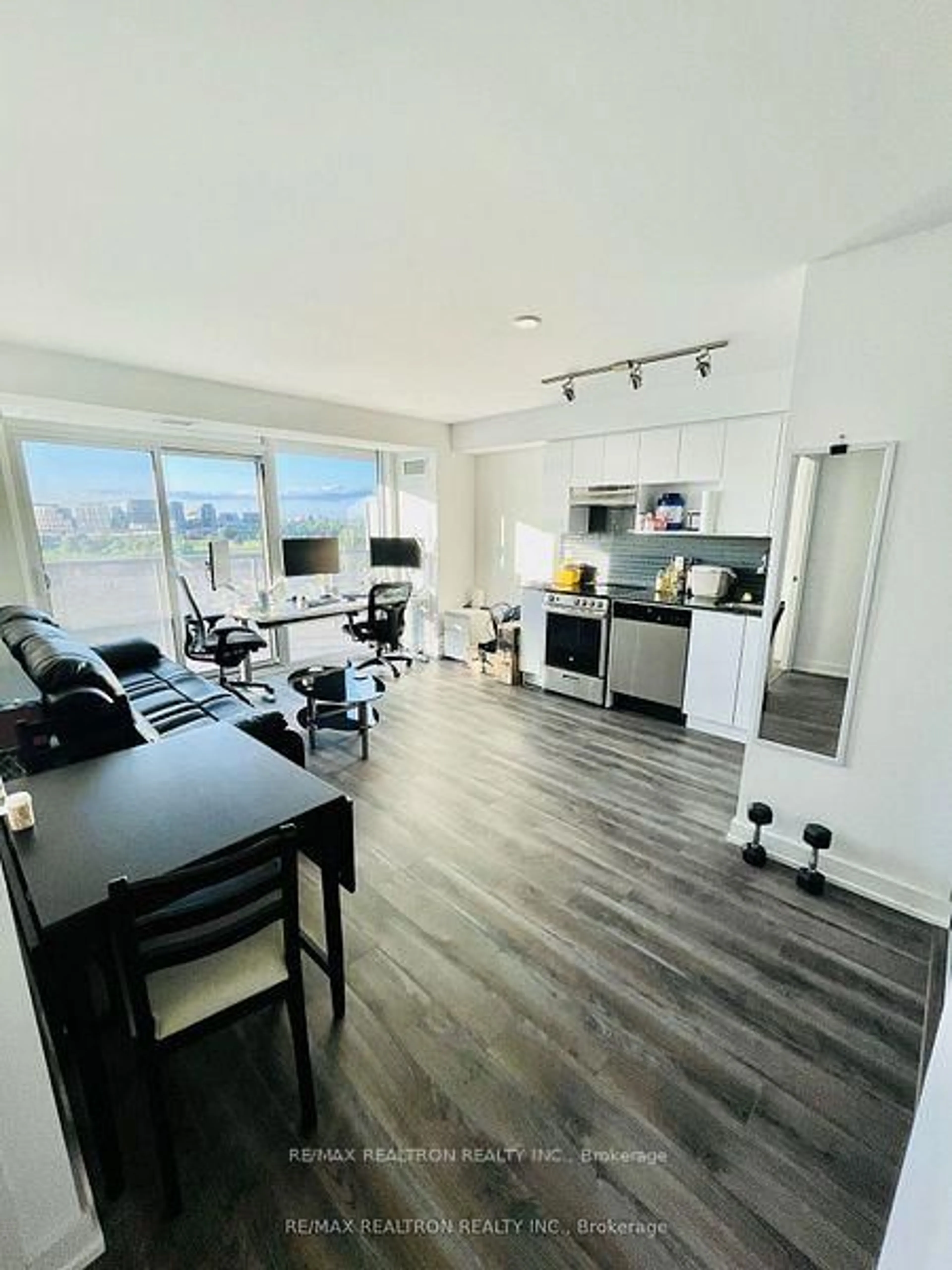 A pic of a room for 120 Varna Dr #1007, Toronto Ontario M6A 0B3