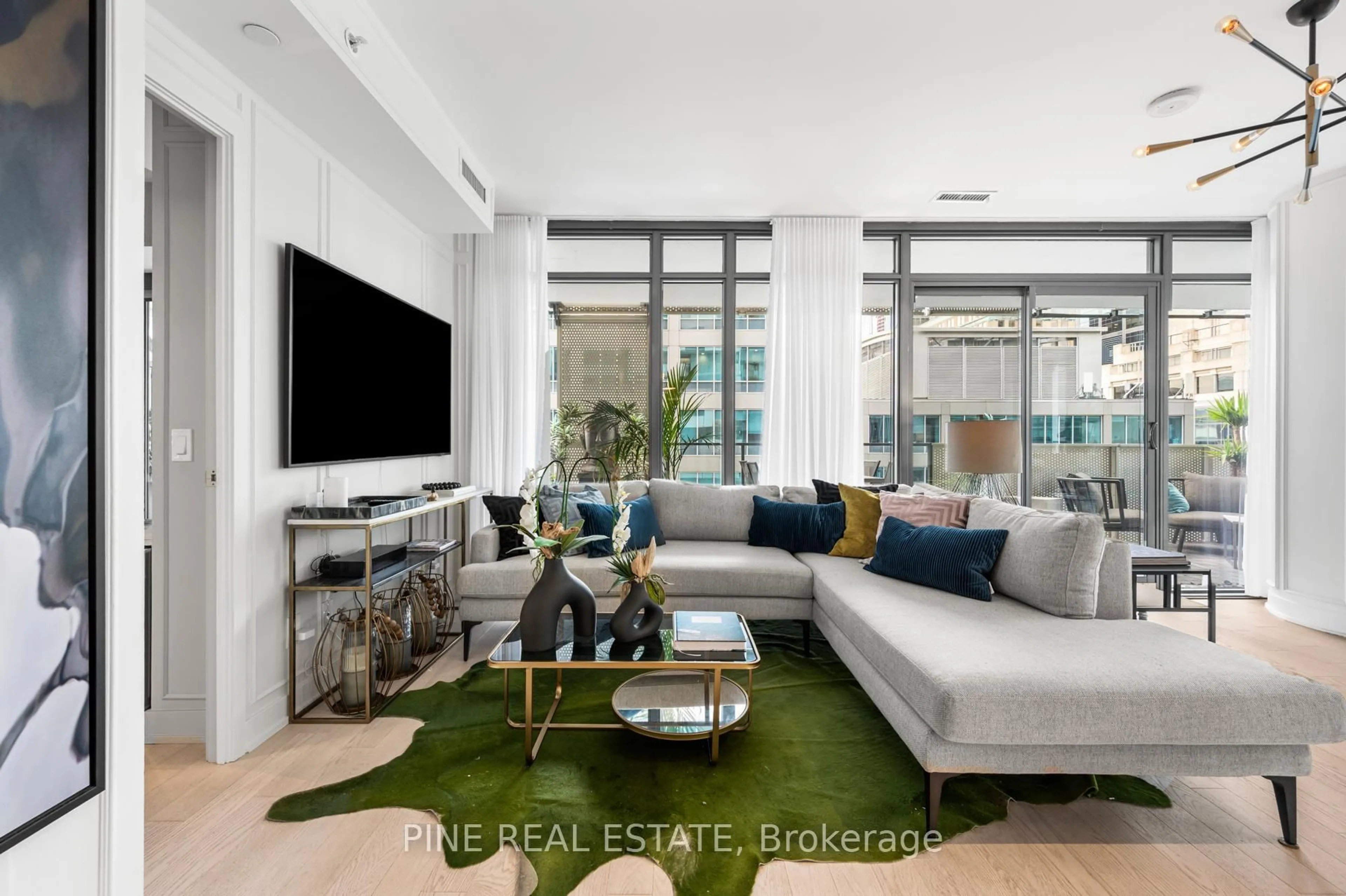 Living room with furniture, unknown for 25 Richmond St #1305, Toronto Ontario M5C 0A6