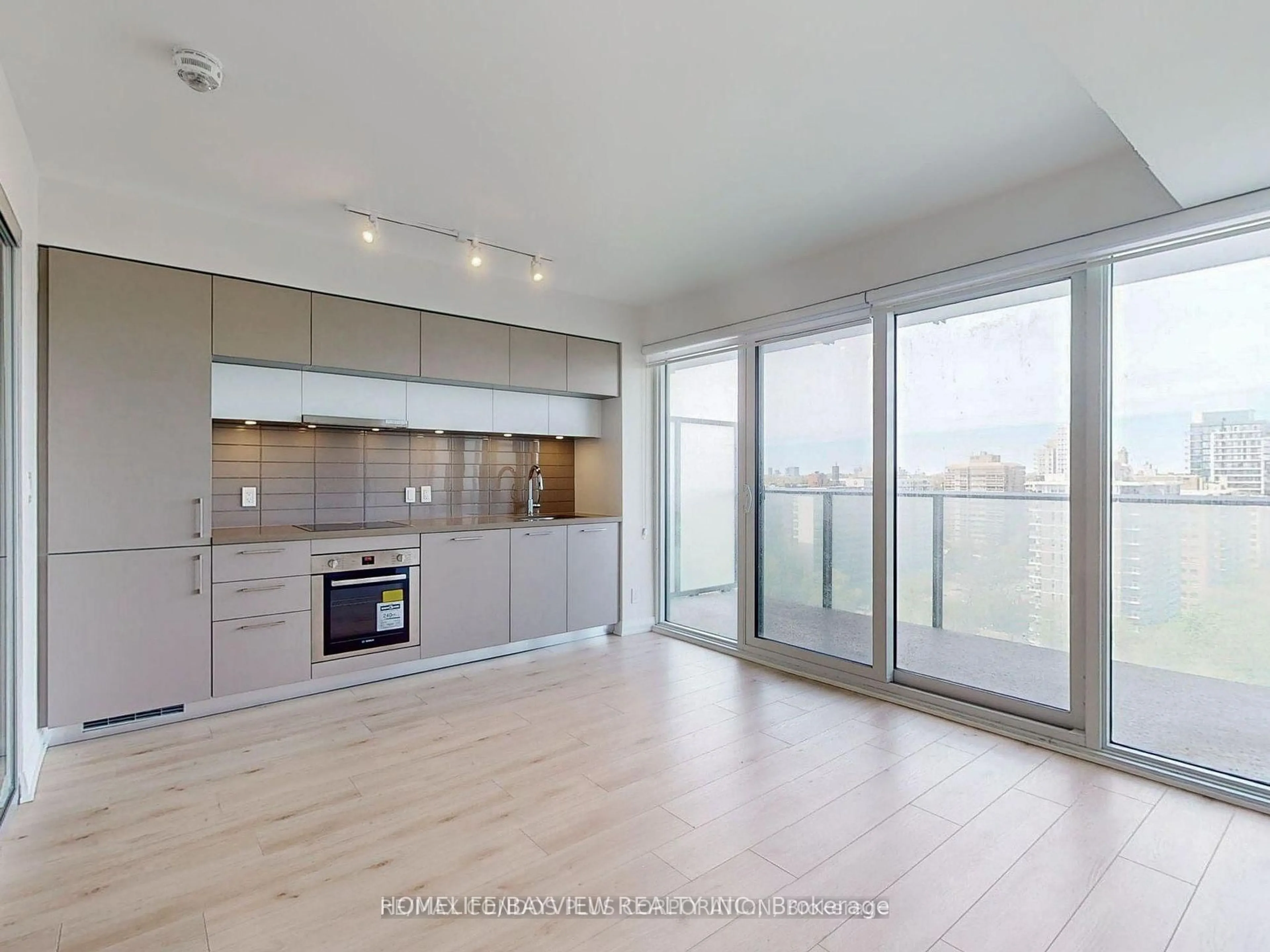 Open concept kitchen, unknown for 99 Foxbar Rd #2305, Toronto Ontario M4V 0B2