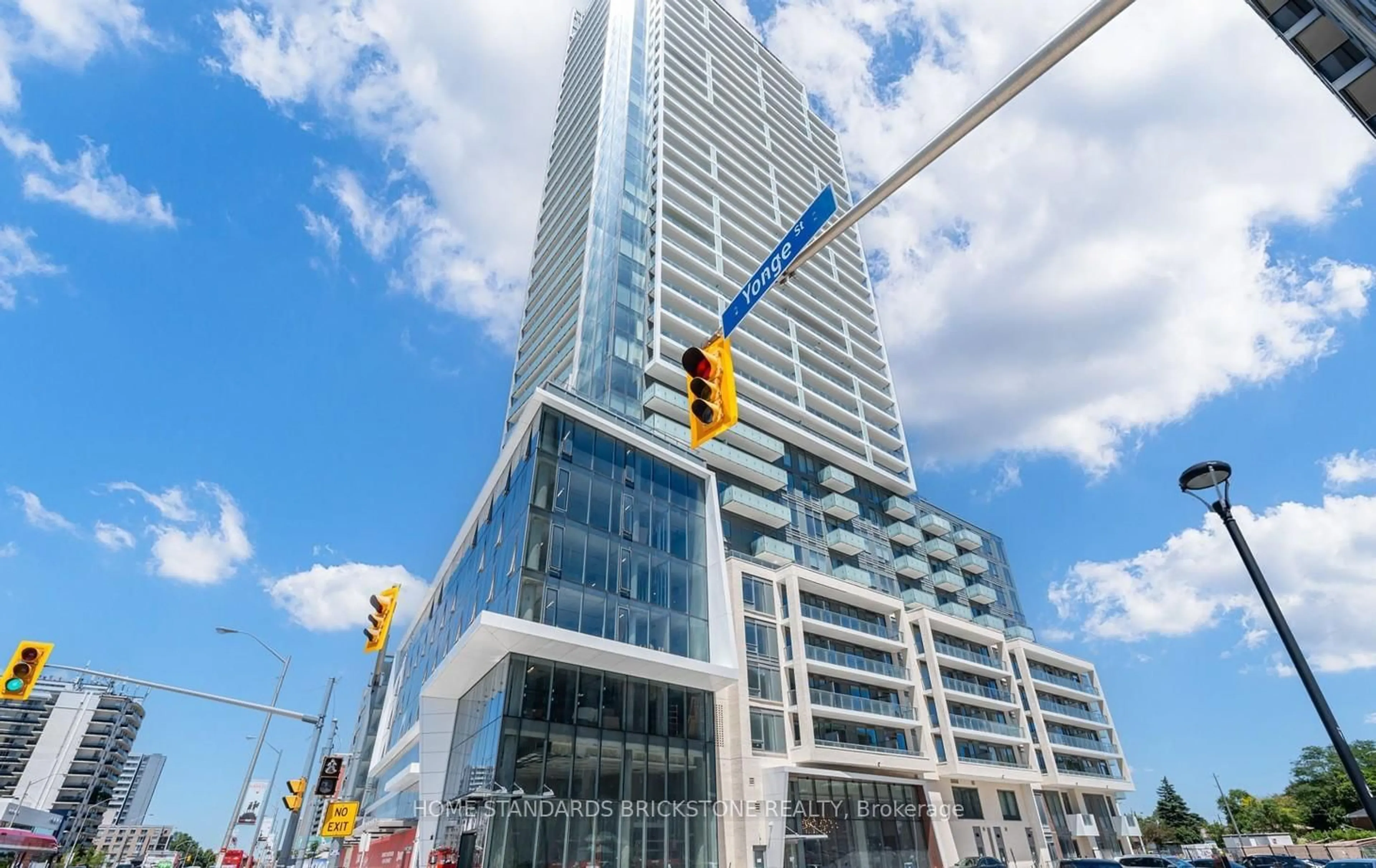 Unknown for 8 Olympic Gdn S Dr #1011, Toronto Ontario M2N 0B9