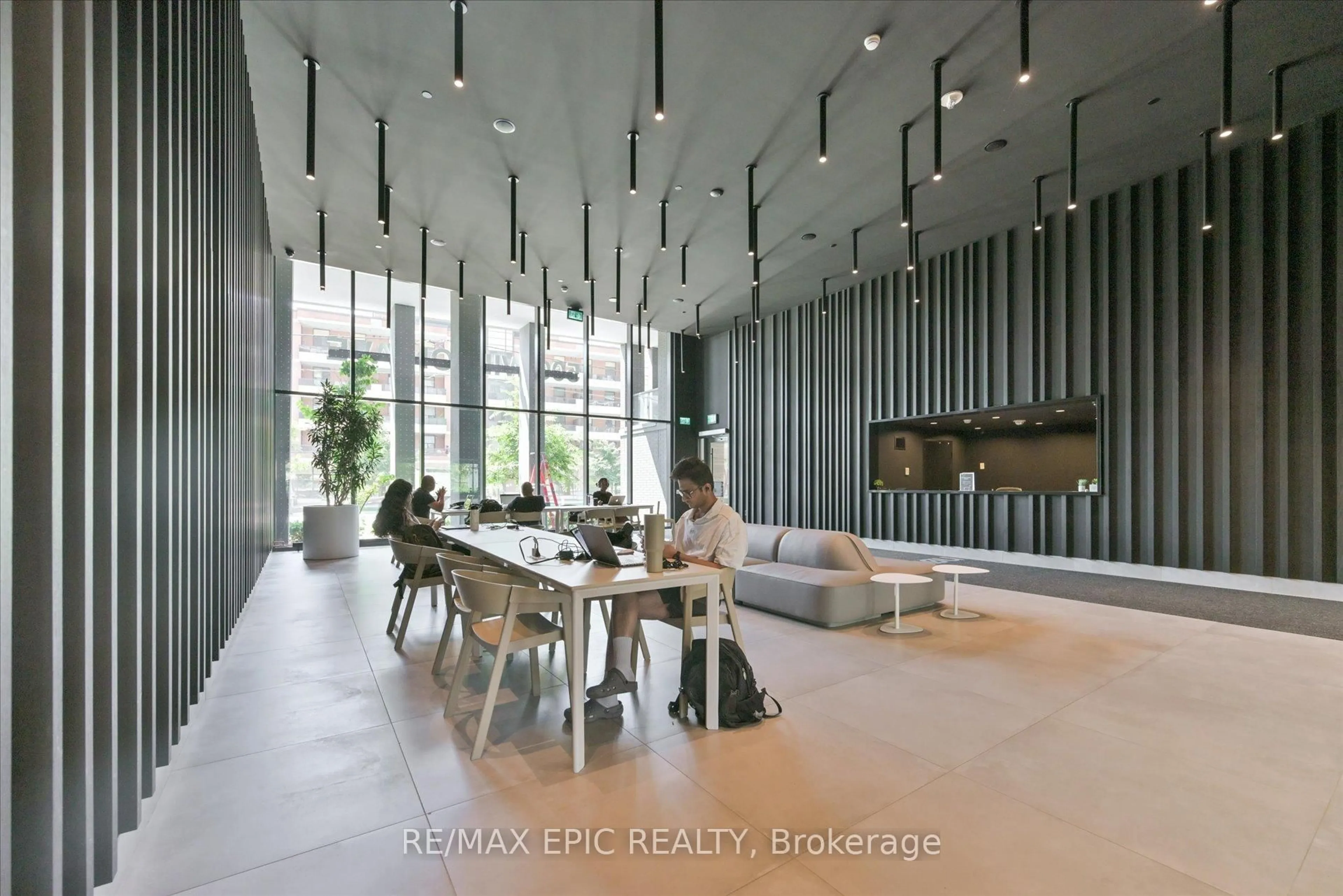 Unknown for 500 Wilson Ave #622, Toronto Ontario M3H 0E5