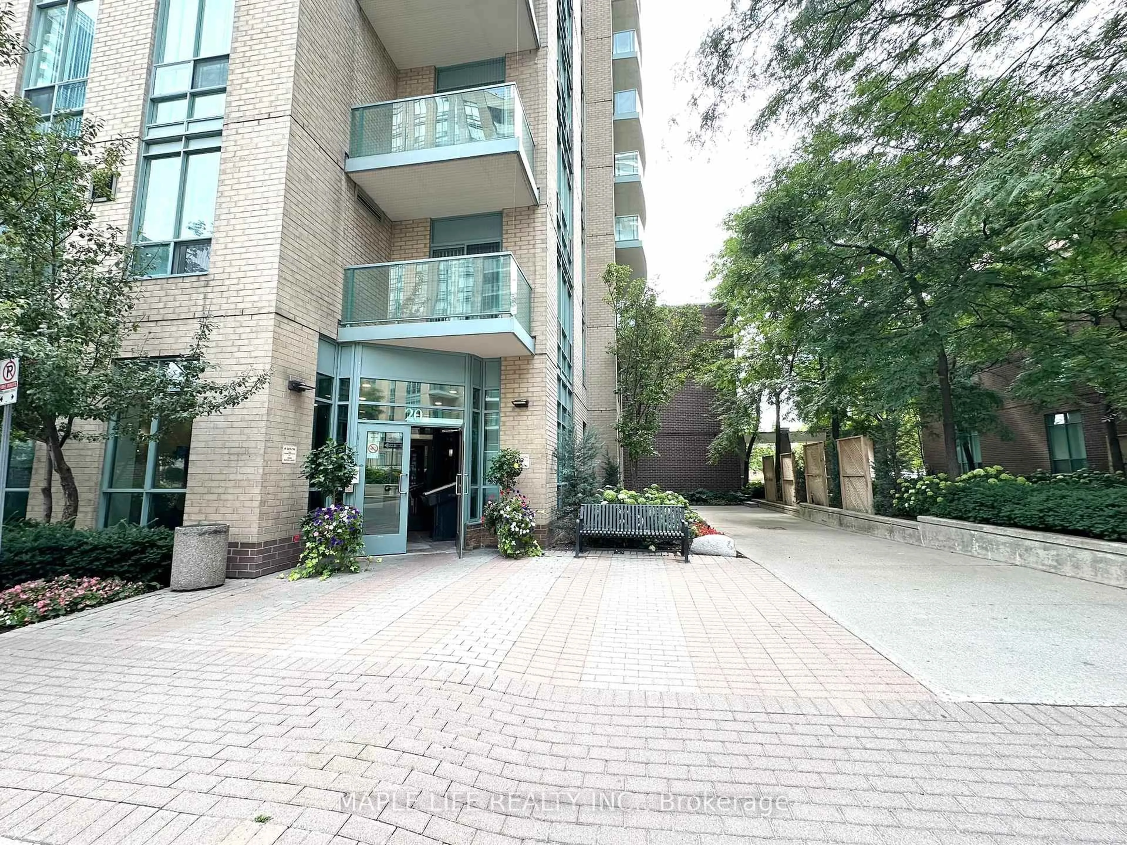 Indoor foyer for 20 Olive Ave #1910, Toronto Ontario M2N 7G5