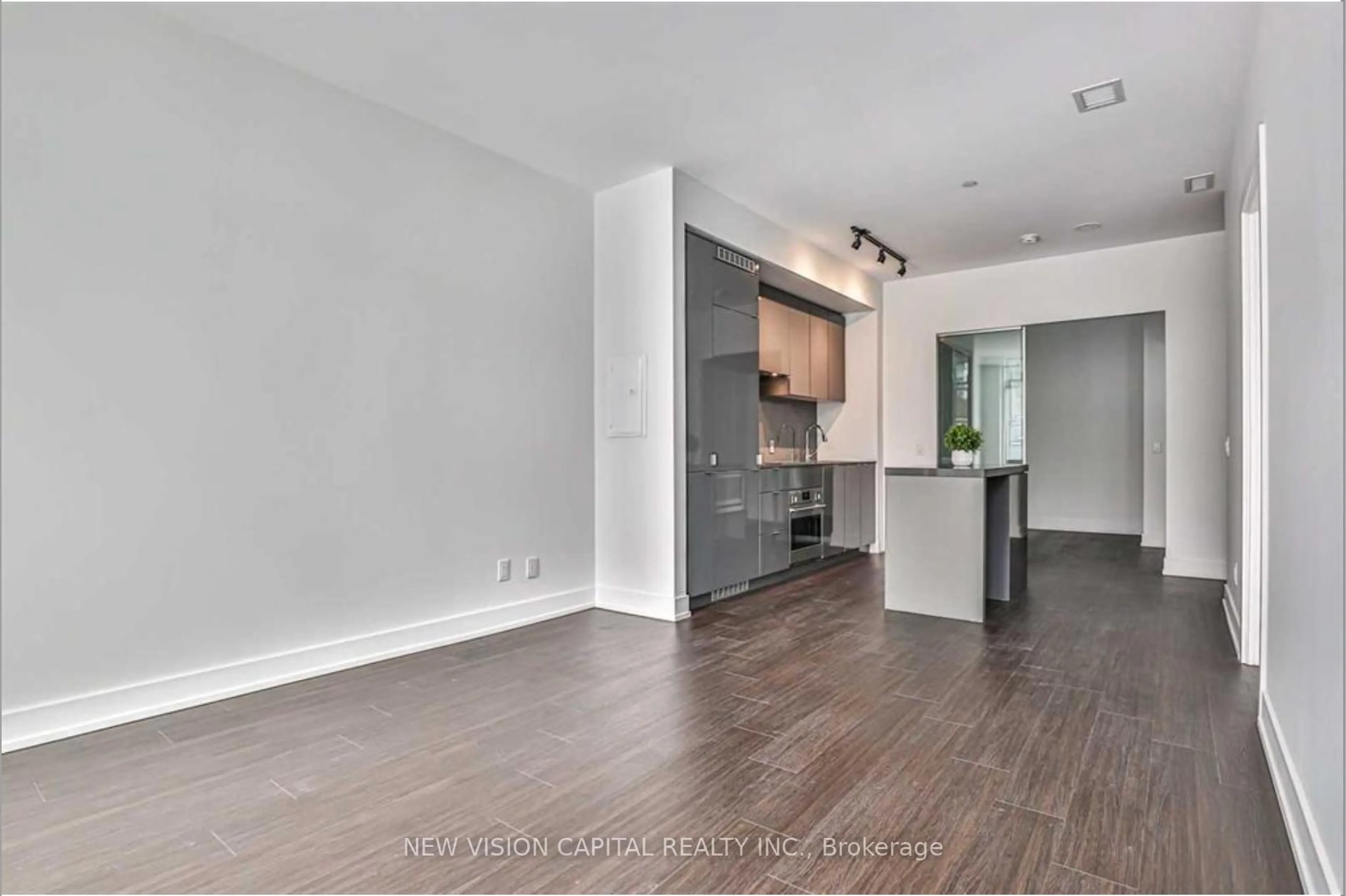 Open concept kitchen, unknown for 7 Grenville St #715, Toronto Ontario M4Y 0E9