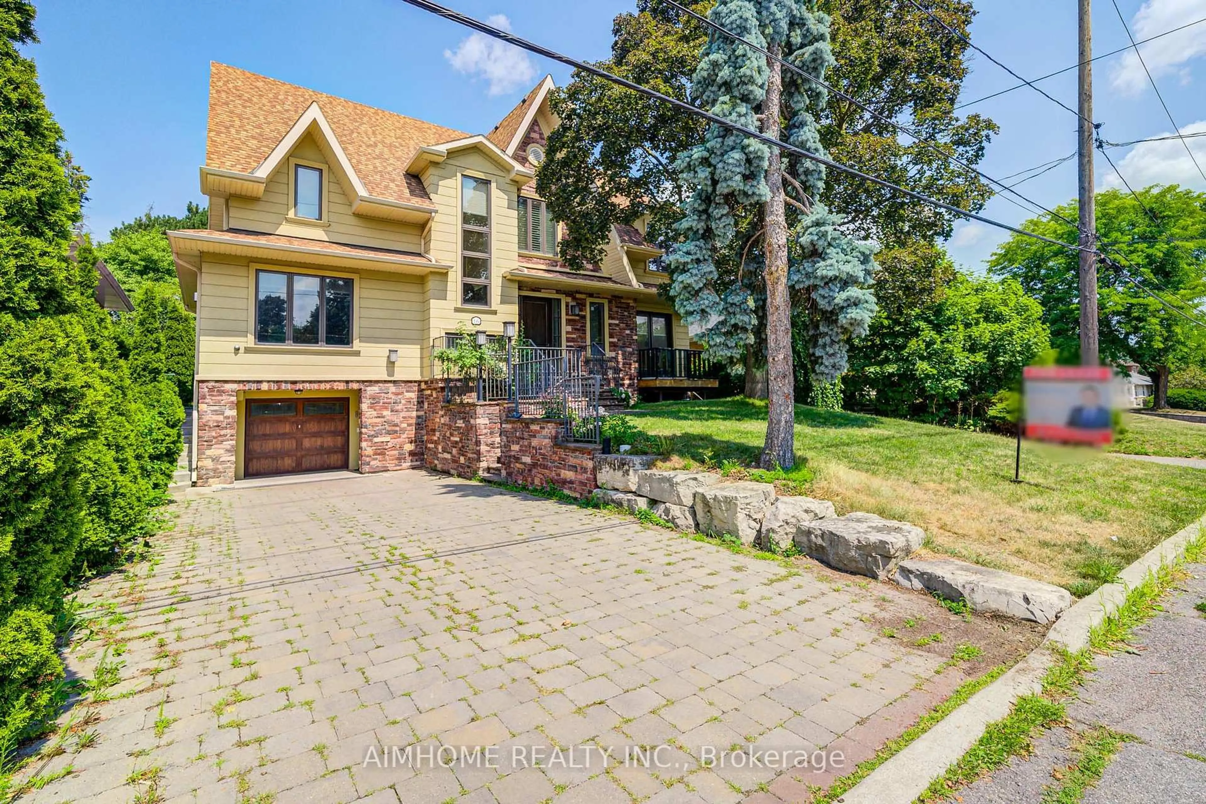 Home with brick exterior material, street for 16 Winlock Park, Toronto Ontario M2M 1Z2