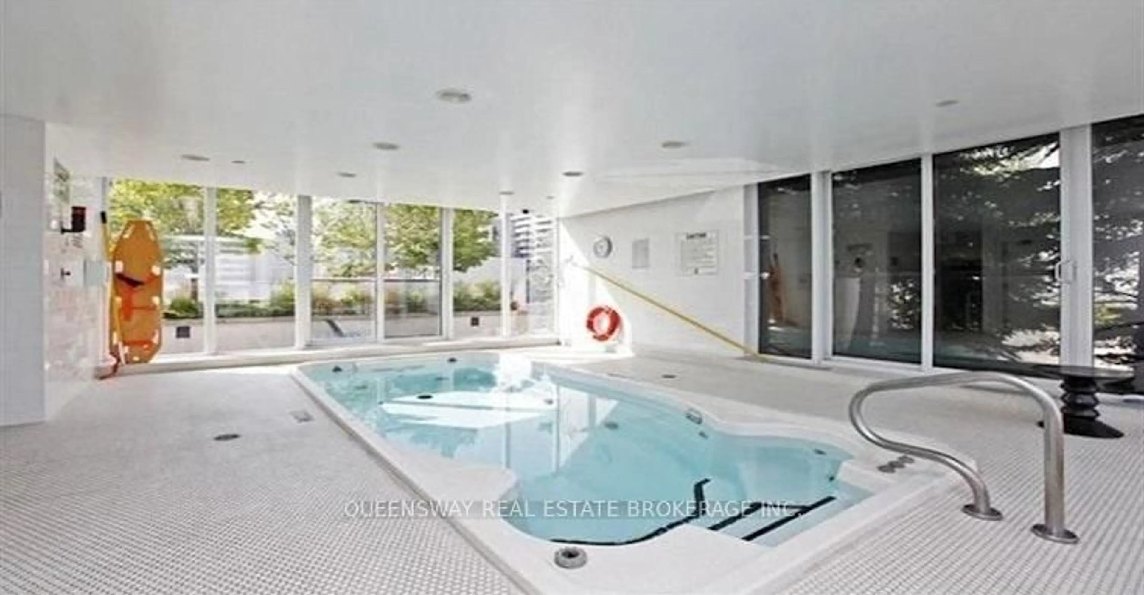Pool for 250 Wellington St #343, Toronto Ontario M5V 3P6