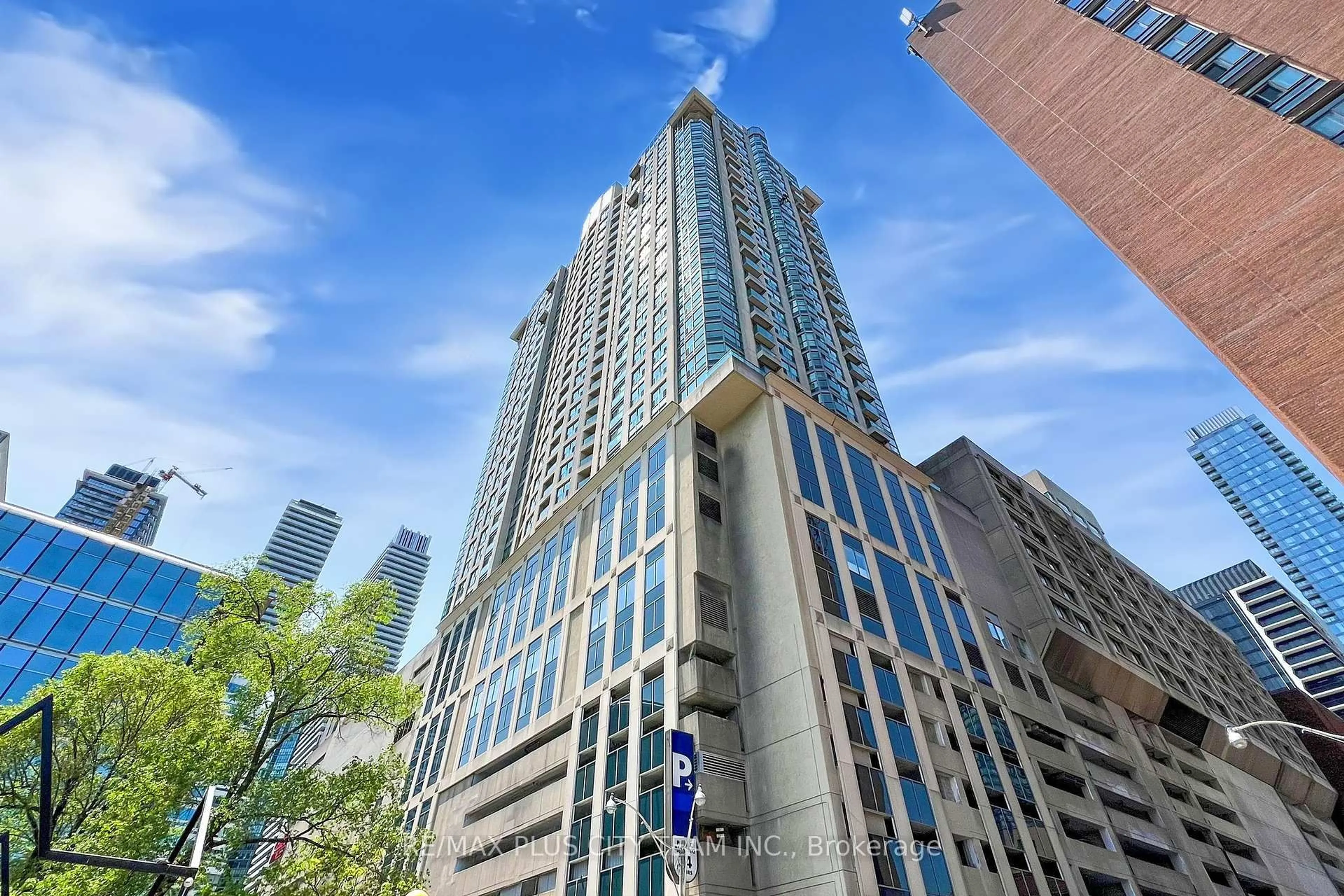 Unknown for 8 Park Rd #2515, Toronto Ontario M4W 3S5