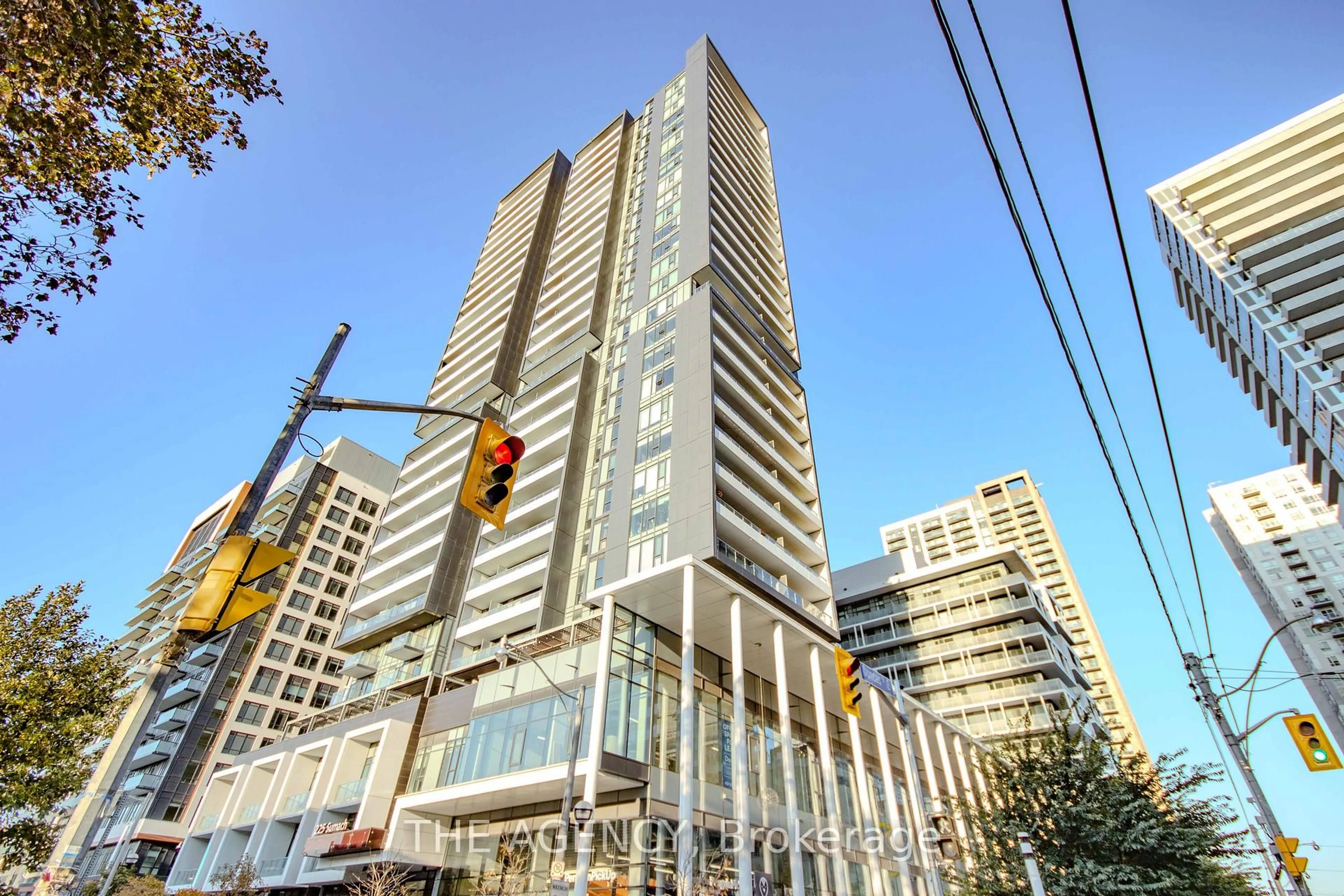 Indoor foyer for 225 Sumach St #1702, Toronto Ontario M5A 0P8