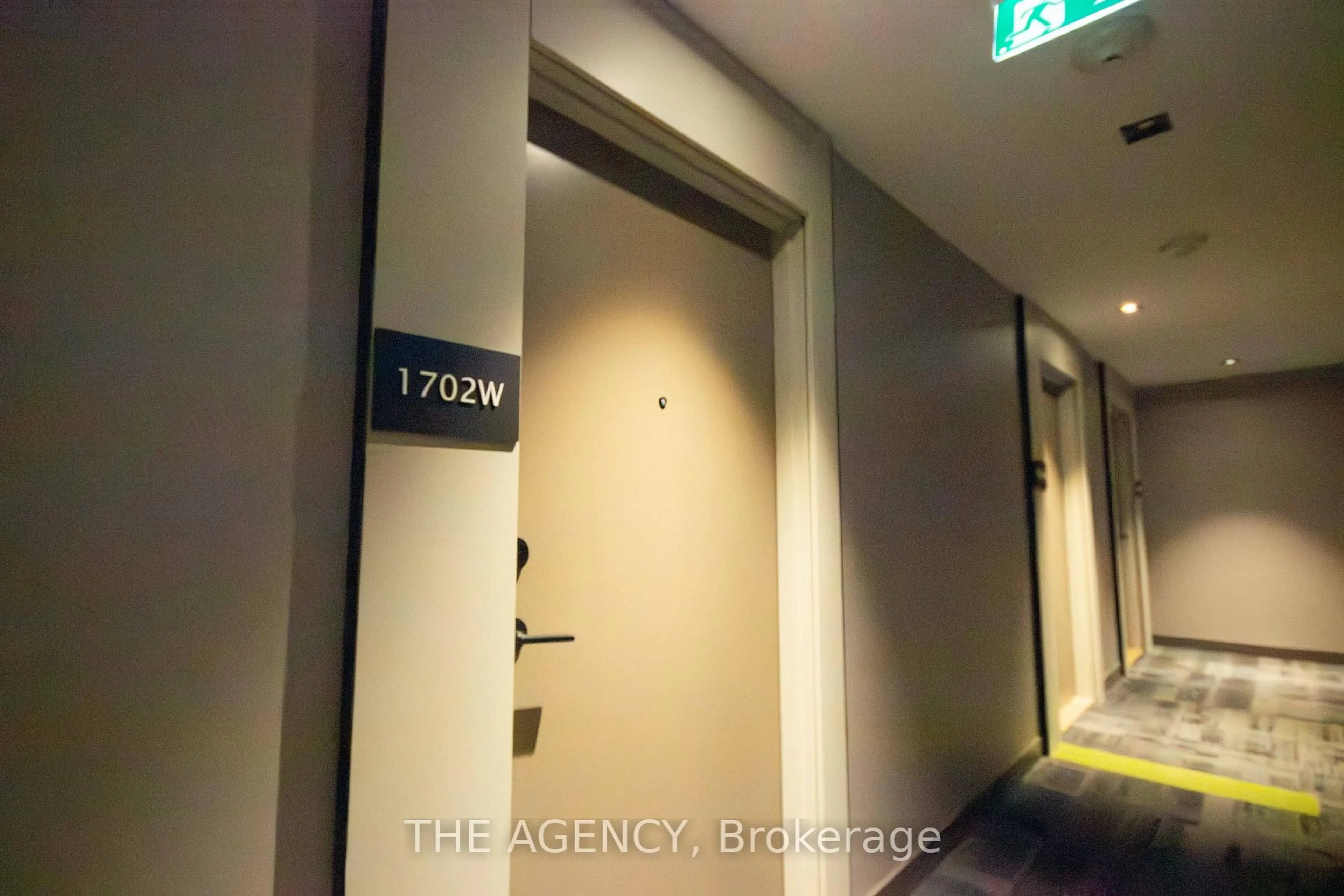 Indoor foyer for 225 Sumach St #1702, Toronto Ontario M5A 0P8