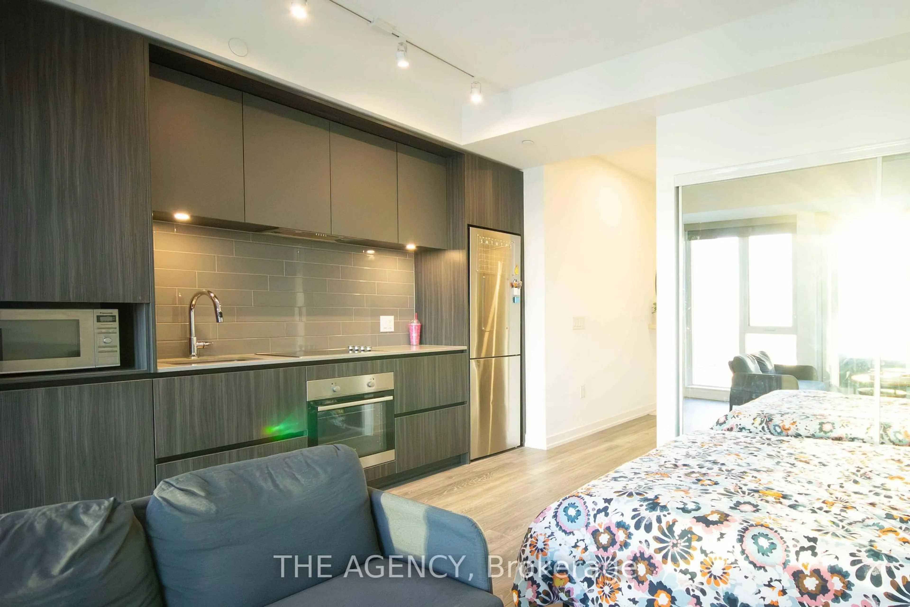 A pic of a room for 225 Sumach St #1702, Toronto Ontario M5A 0P8