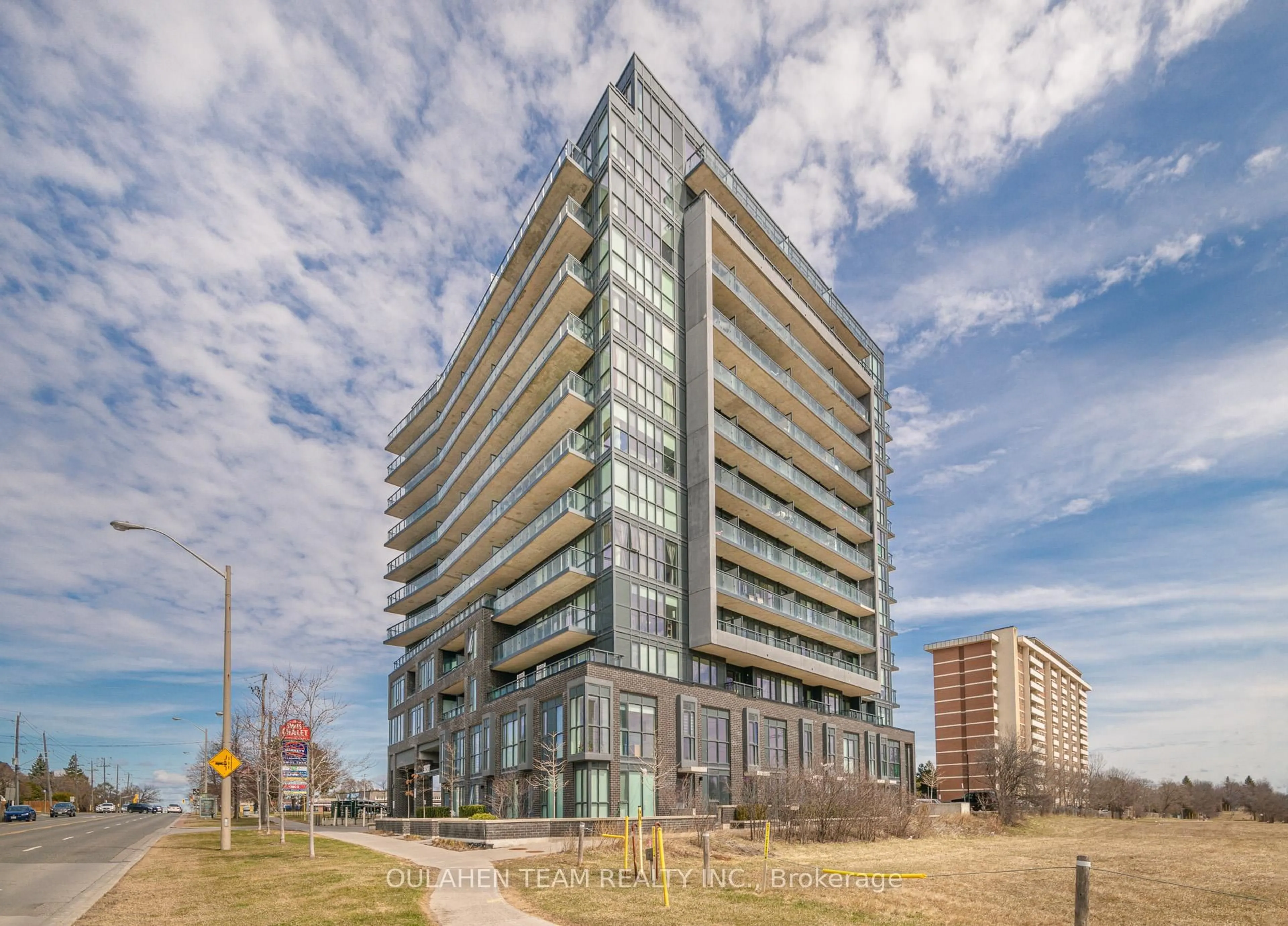 Unknown for 3237 Bayview Ave #702, Toronto Ontario M2K 0G1