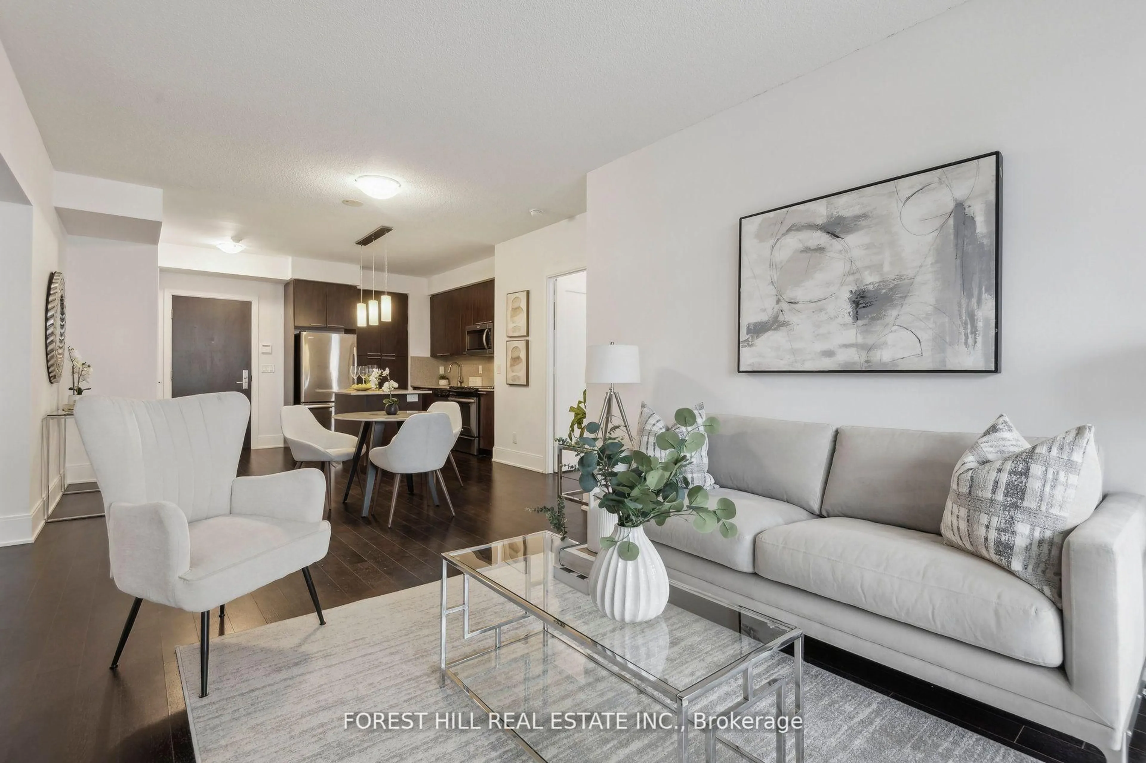Living room with furniture, unknown for 70 Roehampton Ave #713, Toronto Ontario M4P 1R2