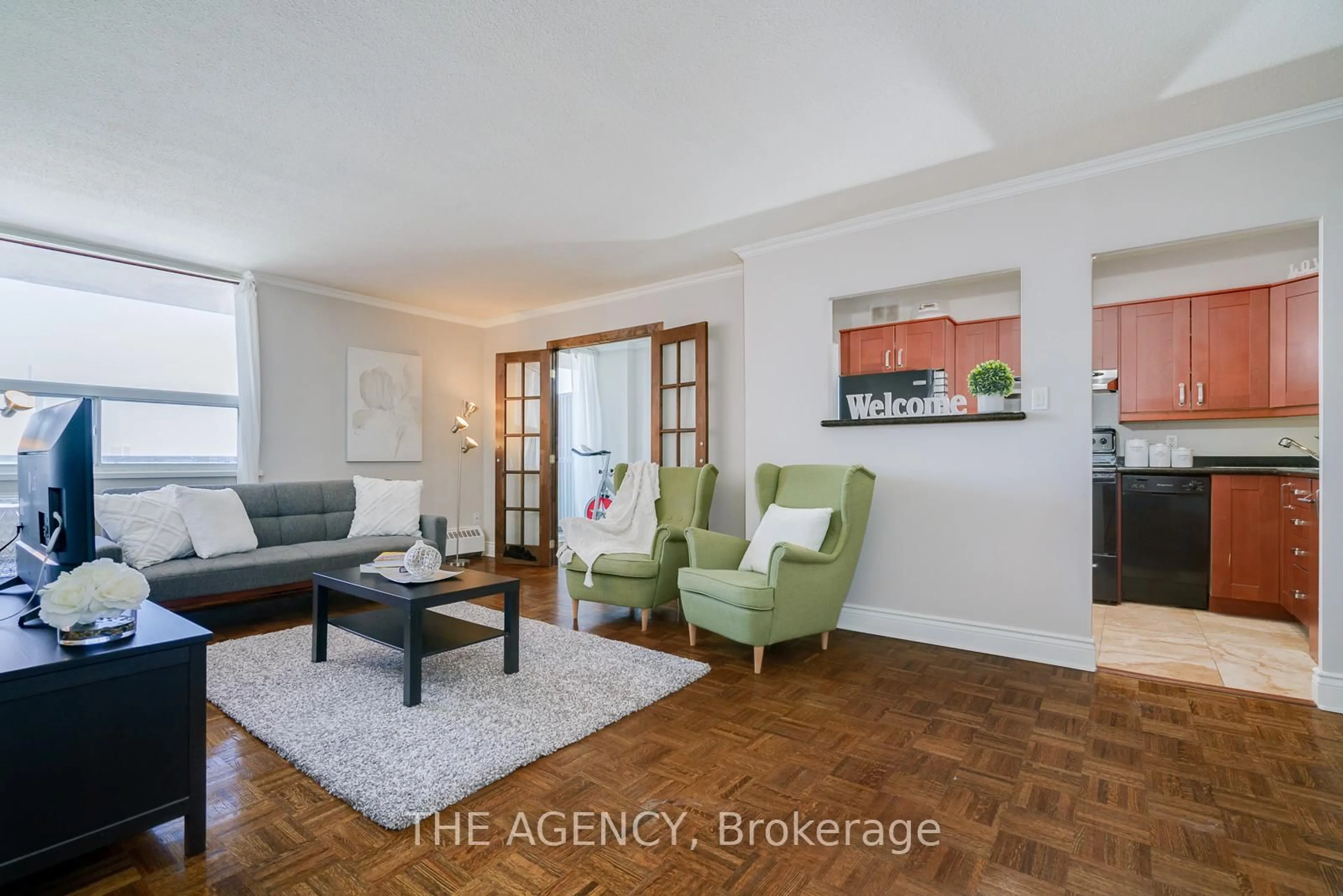 Living room with furniture, unknown for 5949 Yonge St #1504, Toronto Ontario M2M 3V8