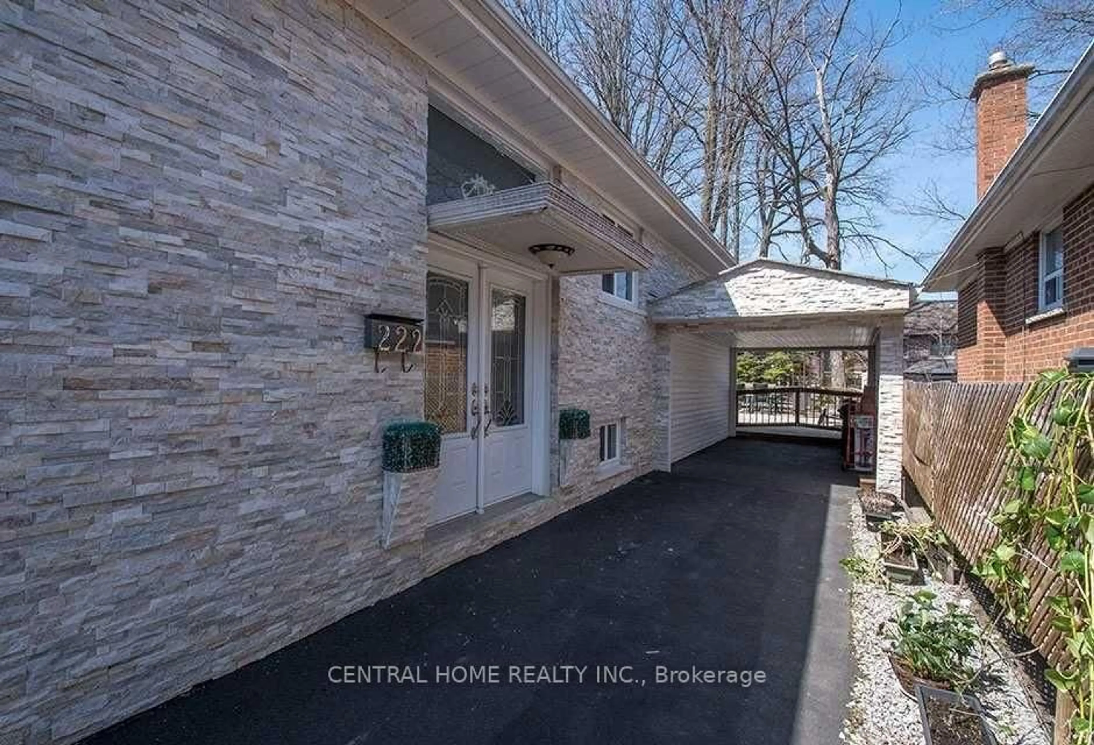 Unknown for 222 Dunview Ave, Toronto Ontario M2N 4J1