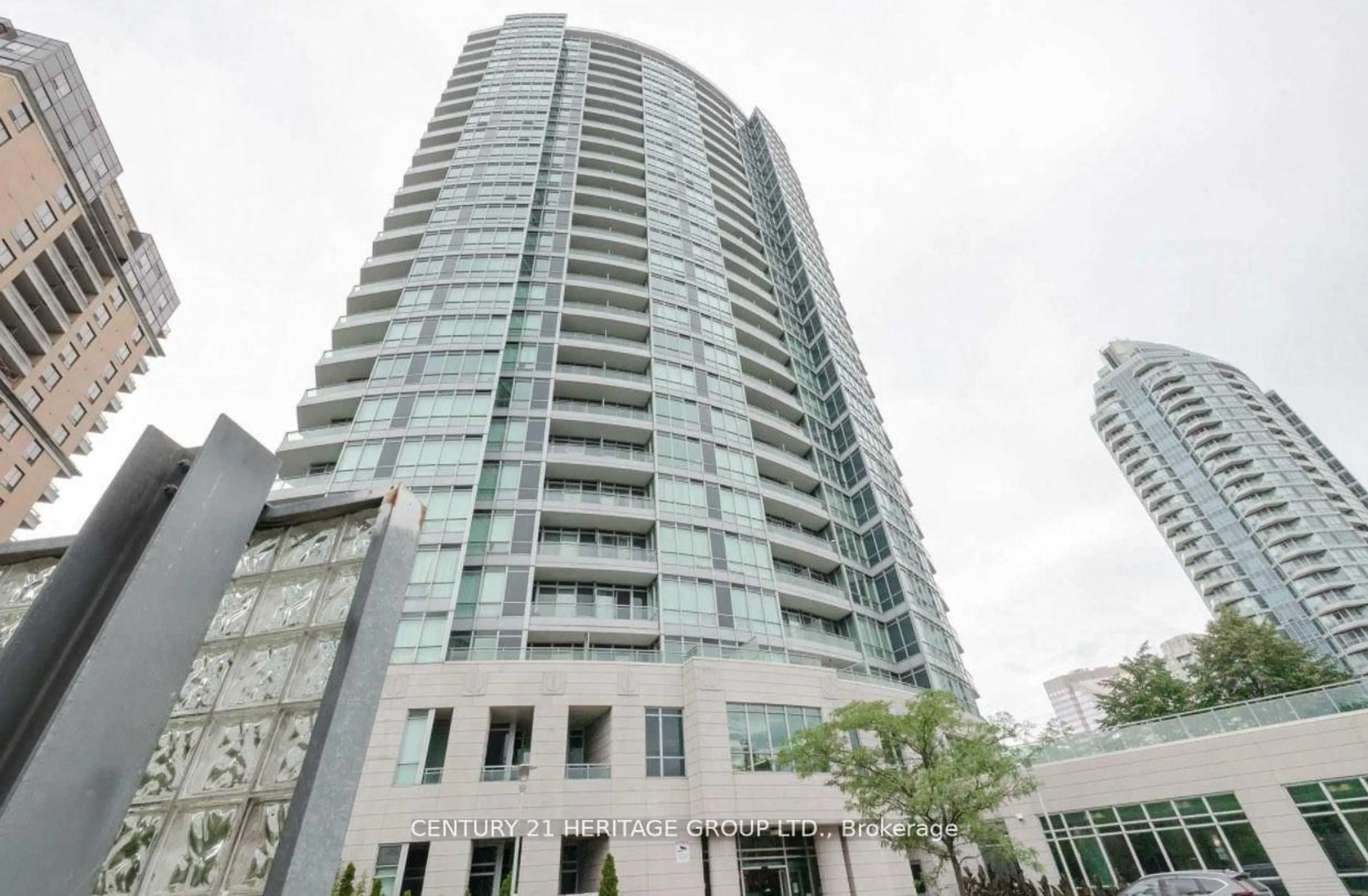 Indoor foyer for 60 Byng Ave #606, Toronto Ontario M2N 7K3