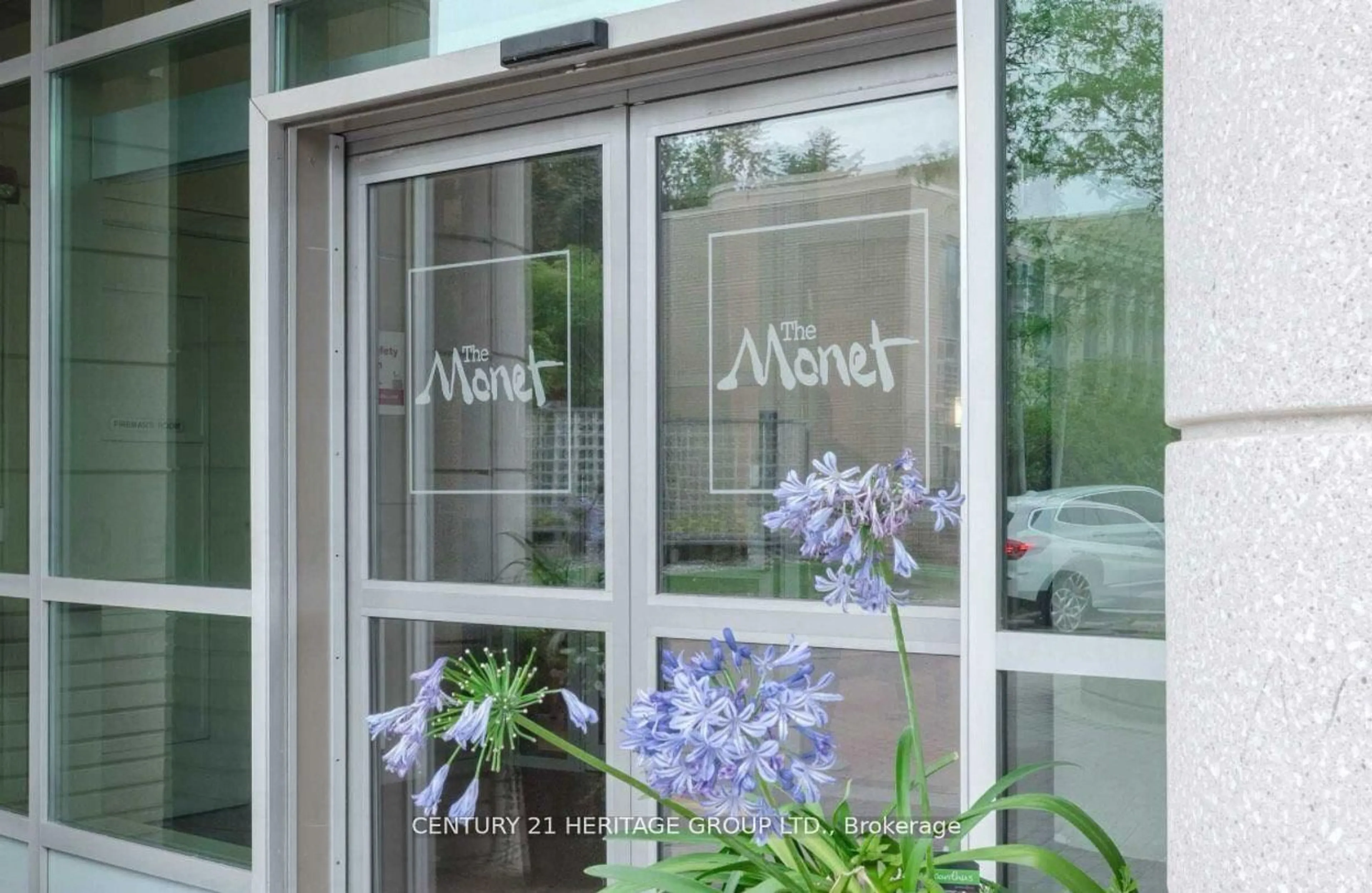 Indoor foyer for 60 Byng Ave #606, Toronto Ontario M2N 7K3