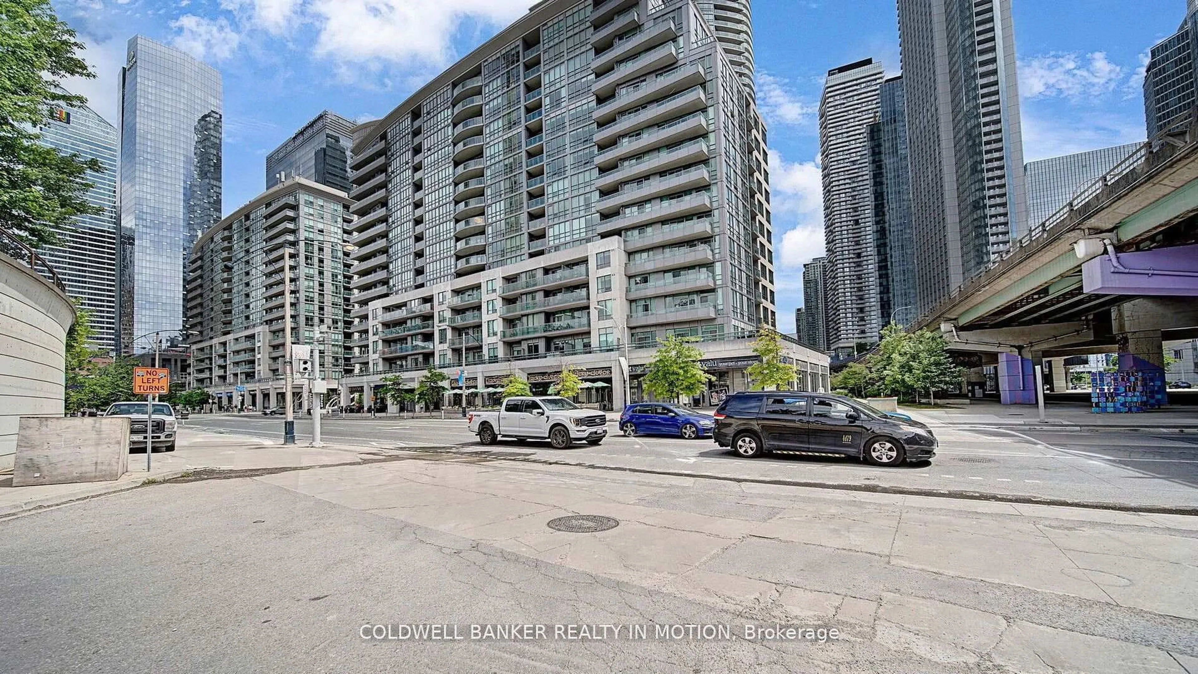 Unknown for 25 Lower Simcoe St #918, Toronto Ontario M5J 3A1