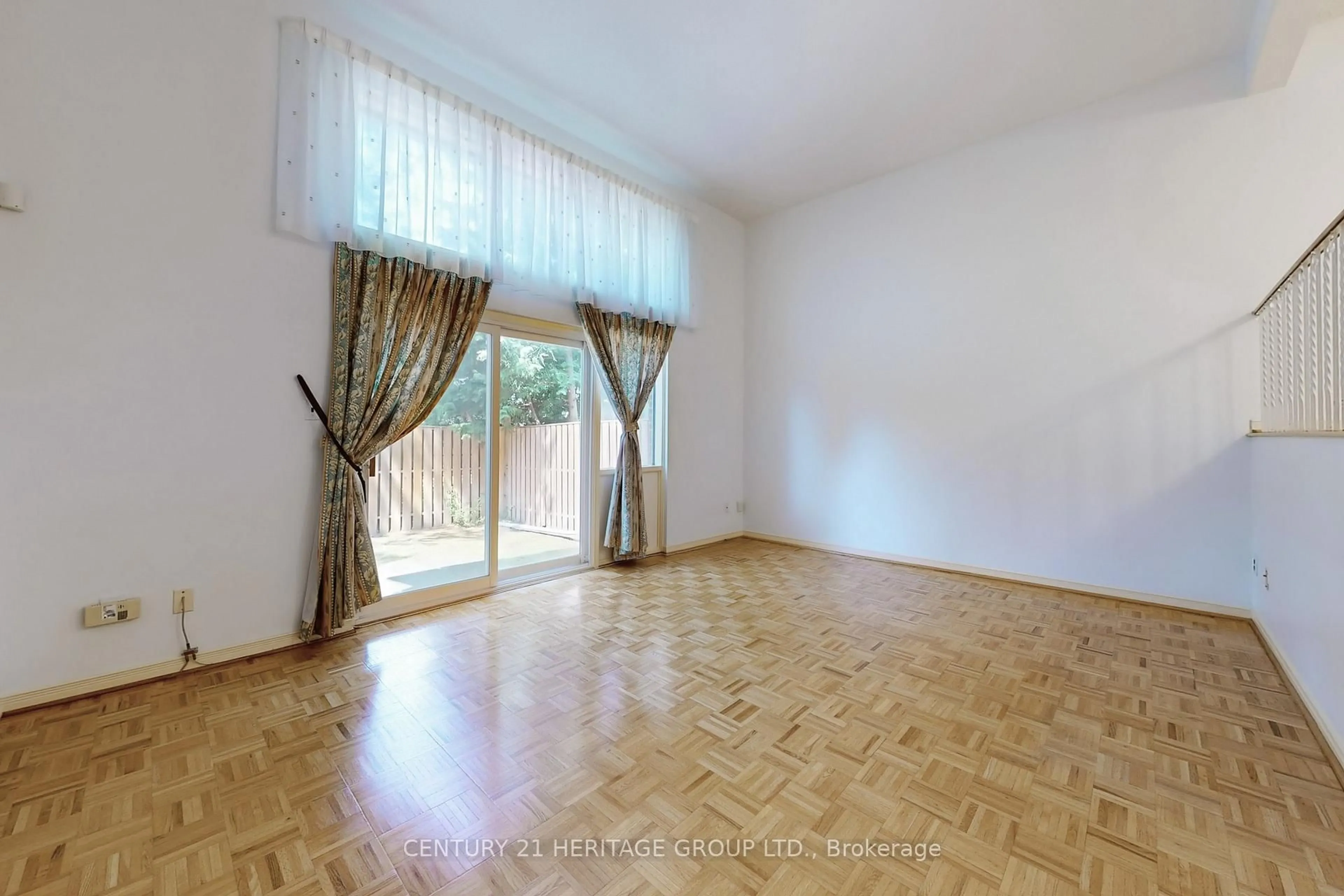 A pic of a room for 71 Jenny Wren Way, Toronto Ontario M2H 2Z1