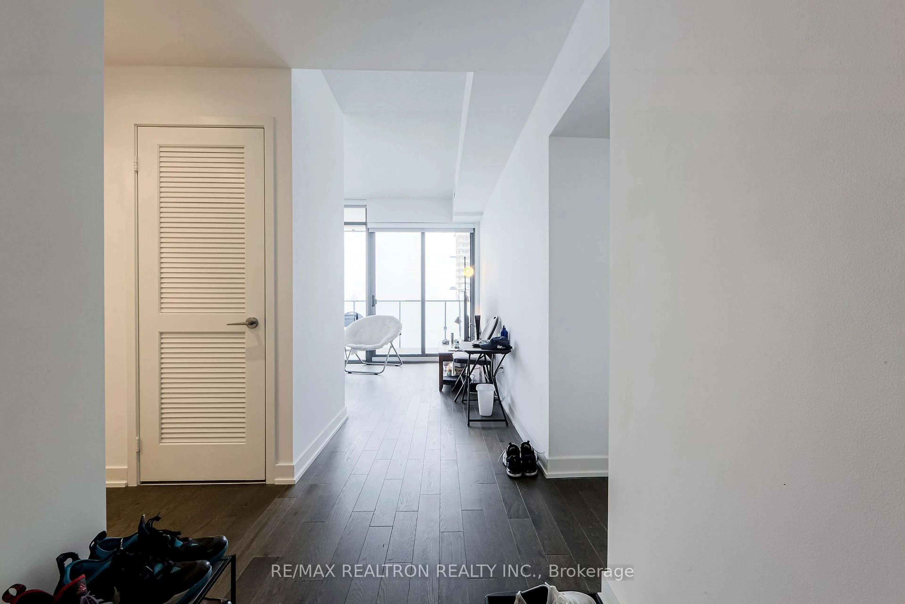 Unknown for 25 Richmond St #3216, Toronto Ontario M5C 0A6