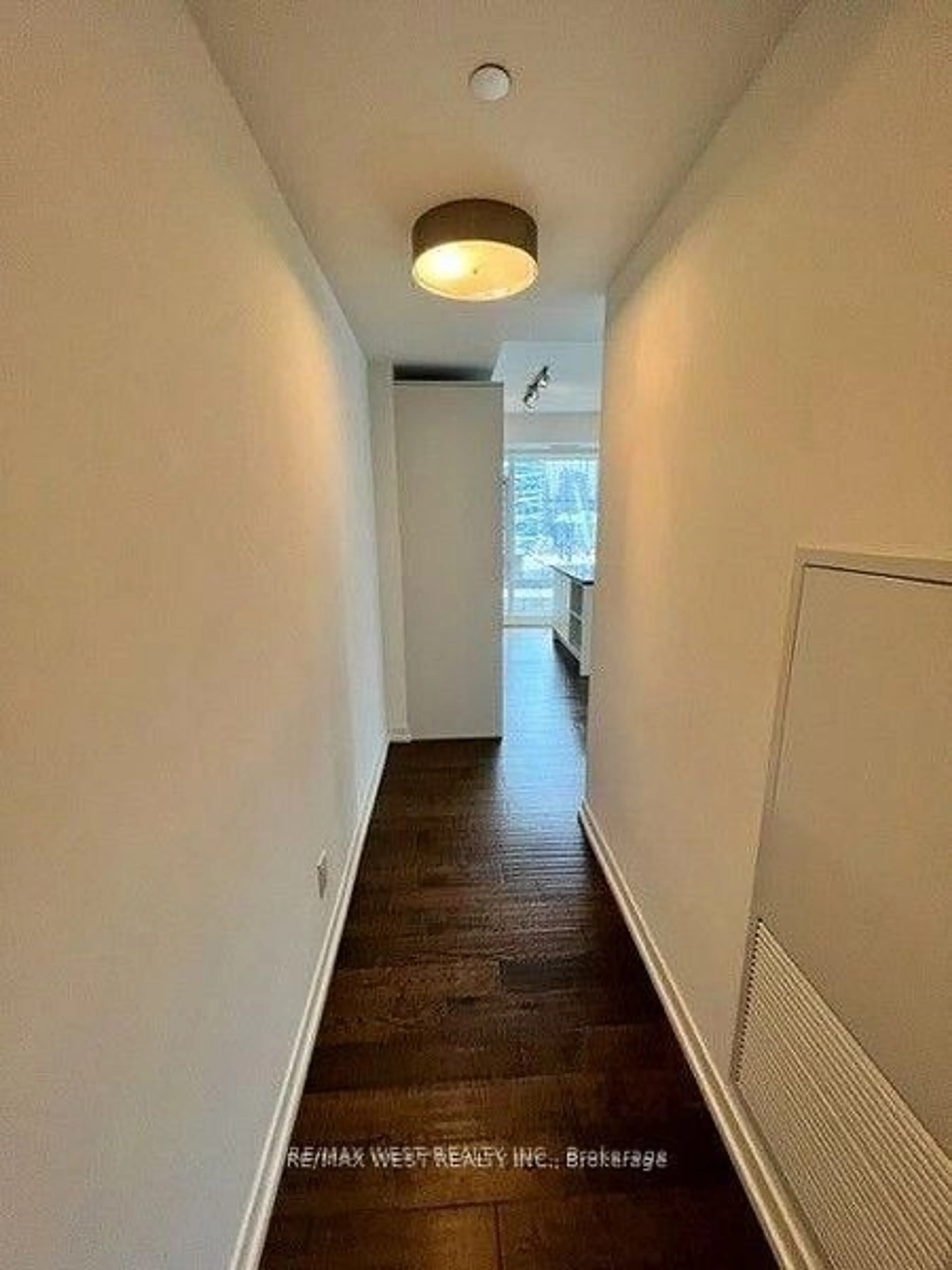 A pic of a room for 21 Widmer St #1209, Toronto Ontario M5V 2E8