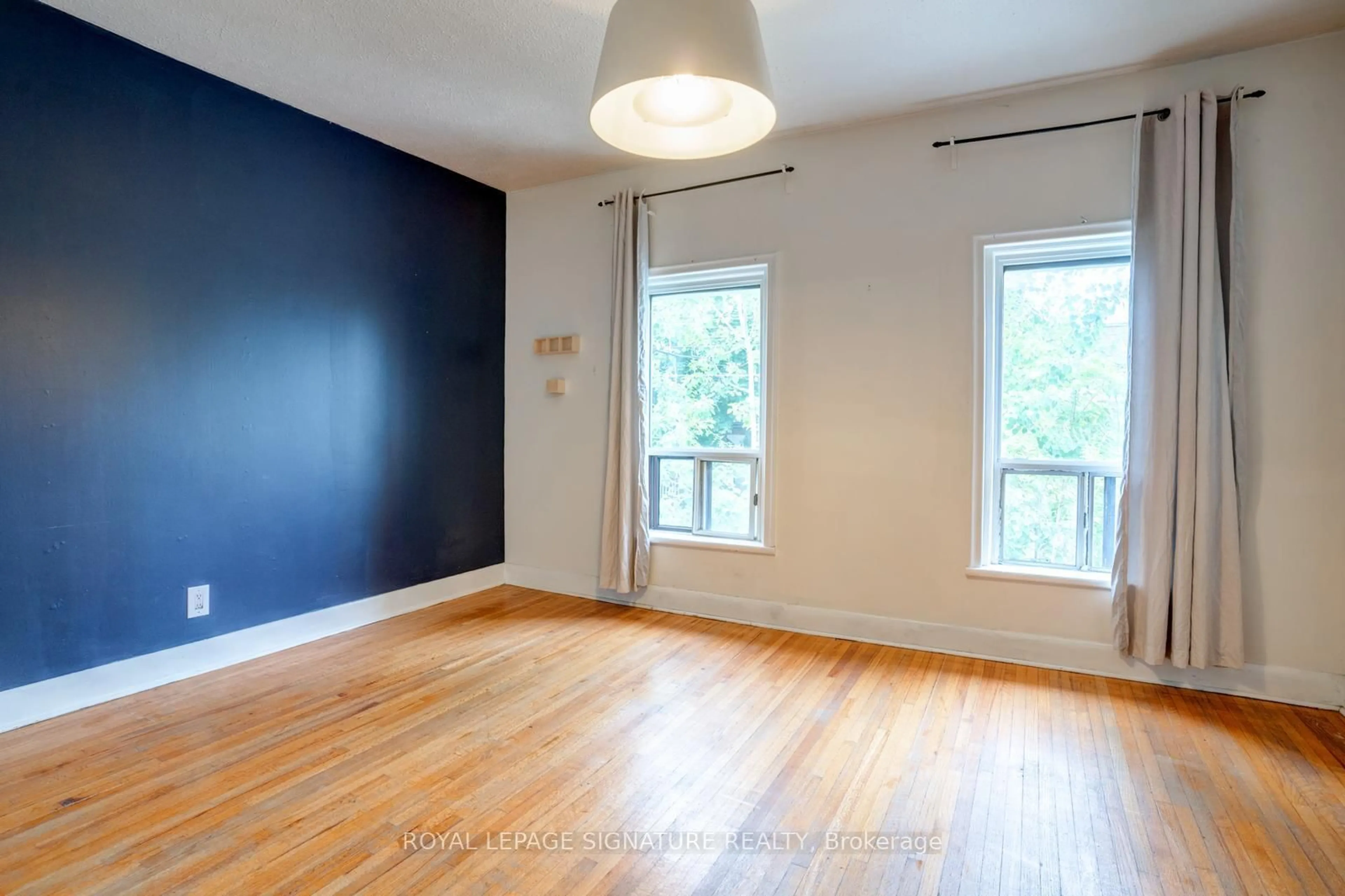 A pic of a room for 66 Euclid Ave, Toronto Ontario M6J 2J9