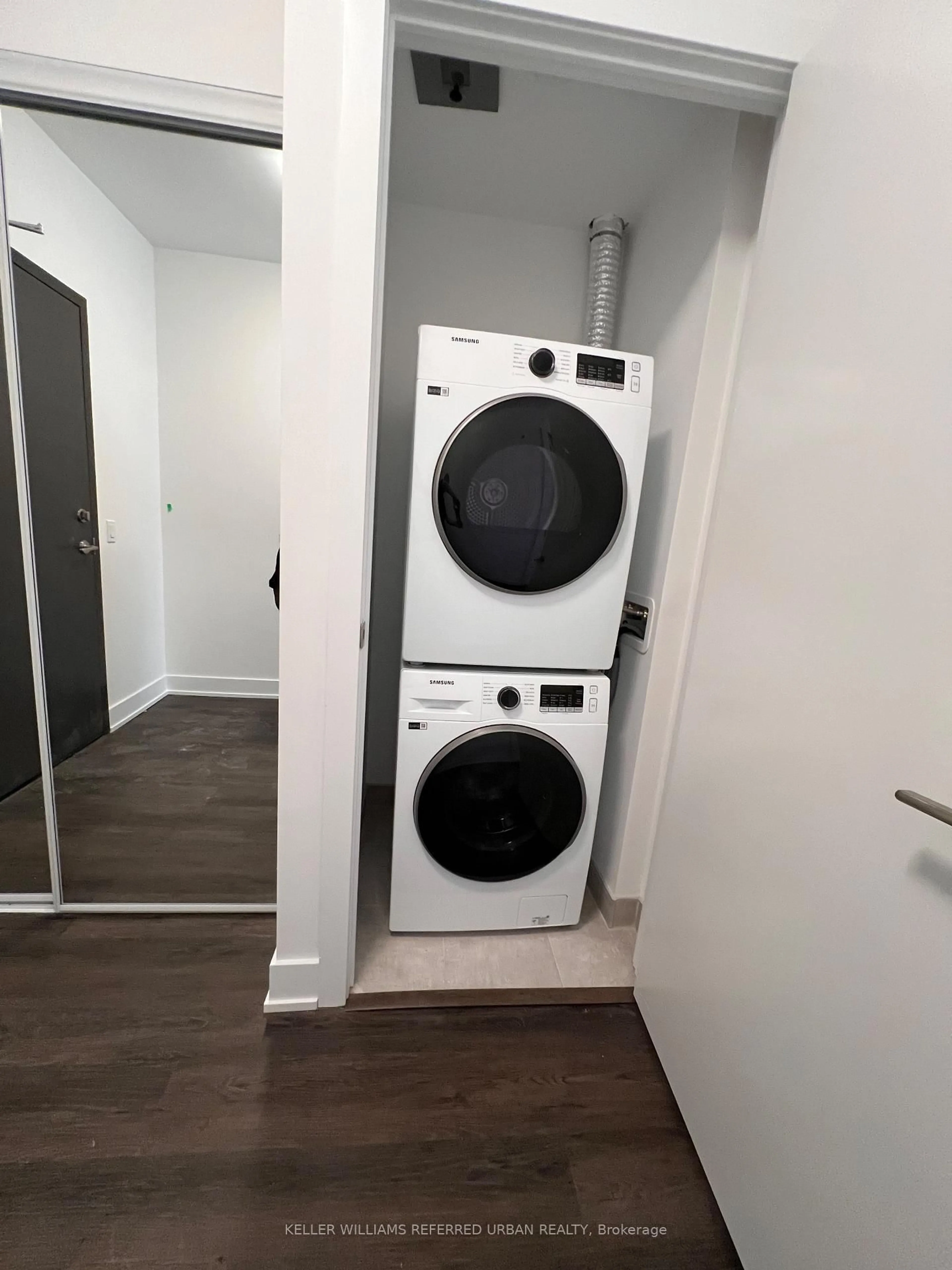 Laundry room for 2 Teagarden Crt #707, Toronto Ontario M2N 5Z9