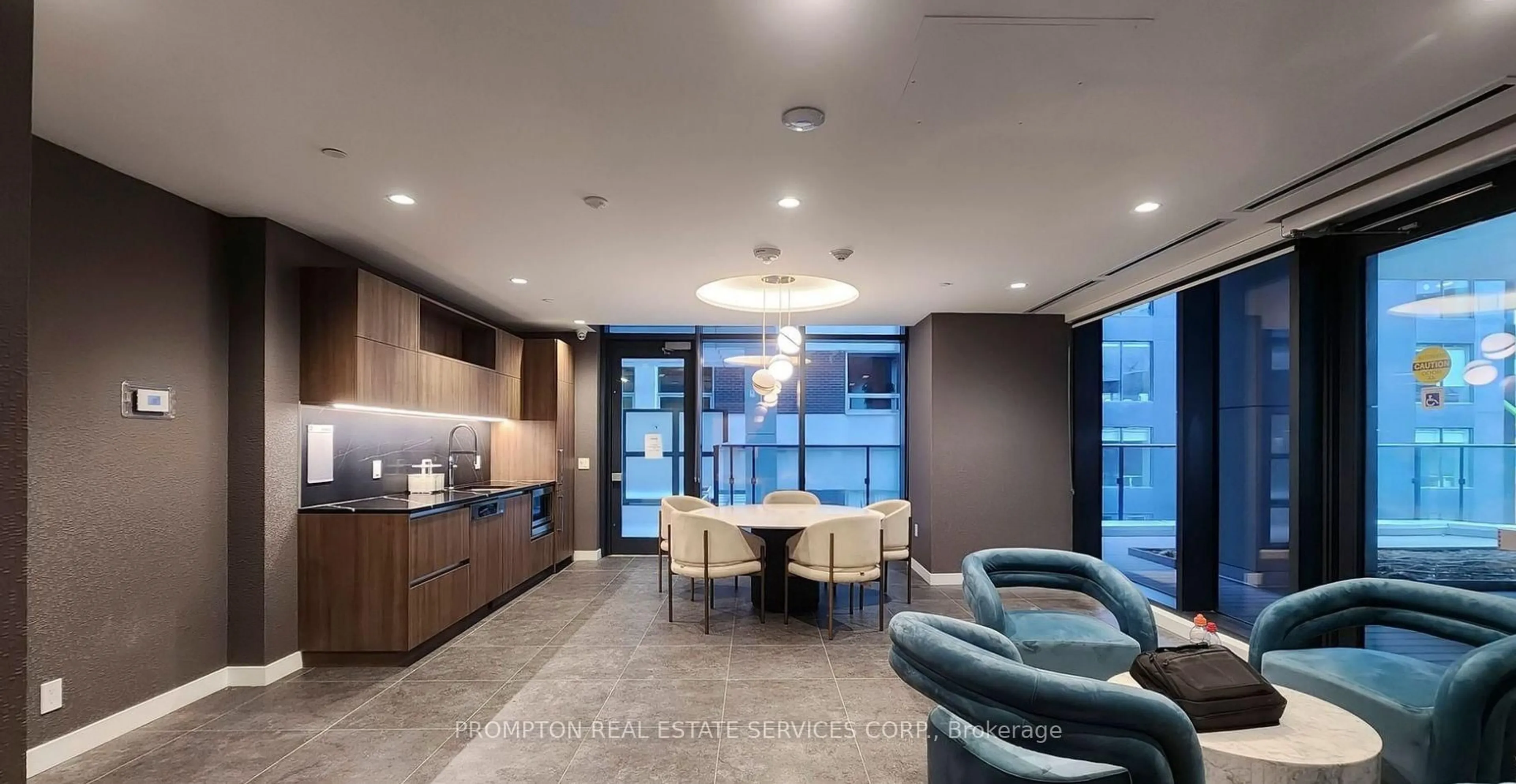 Open concept kitchen, unknown for 38 Widmer St #3702, Toronto Ontario M5V 0P7