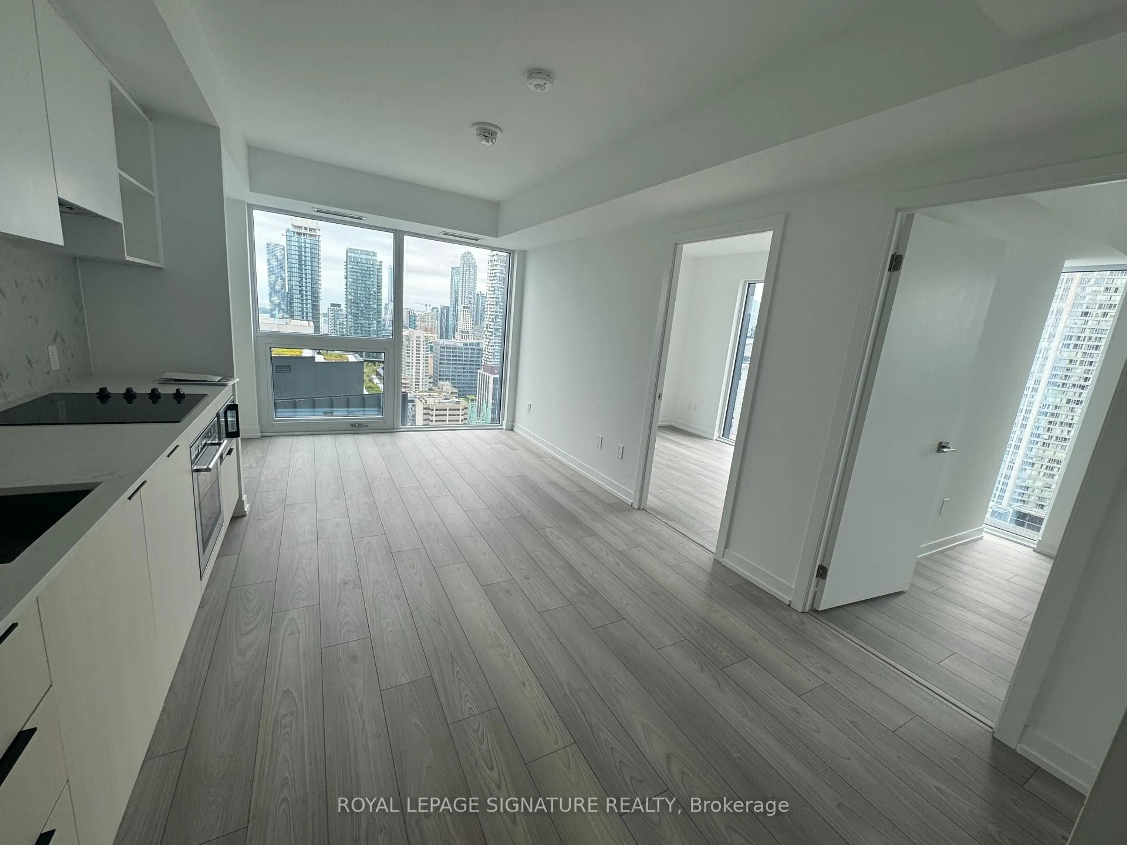 A pic of a room for 82 Dalhousie St #3307, Toronto Ontario M5B 1Y7