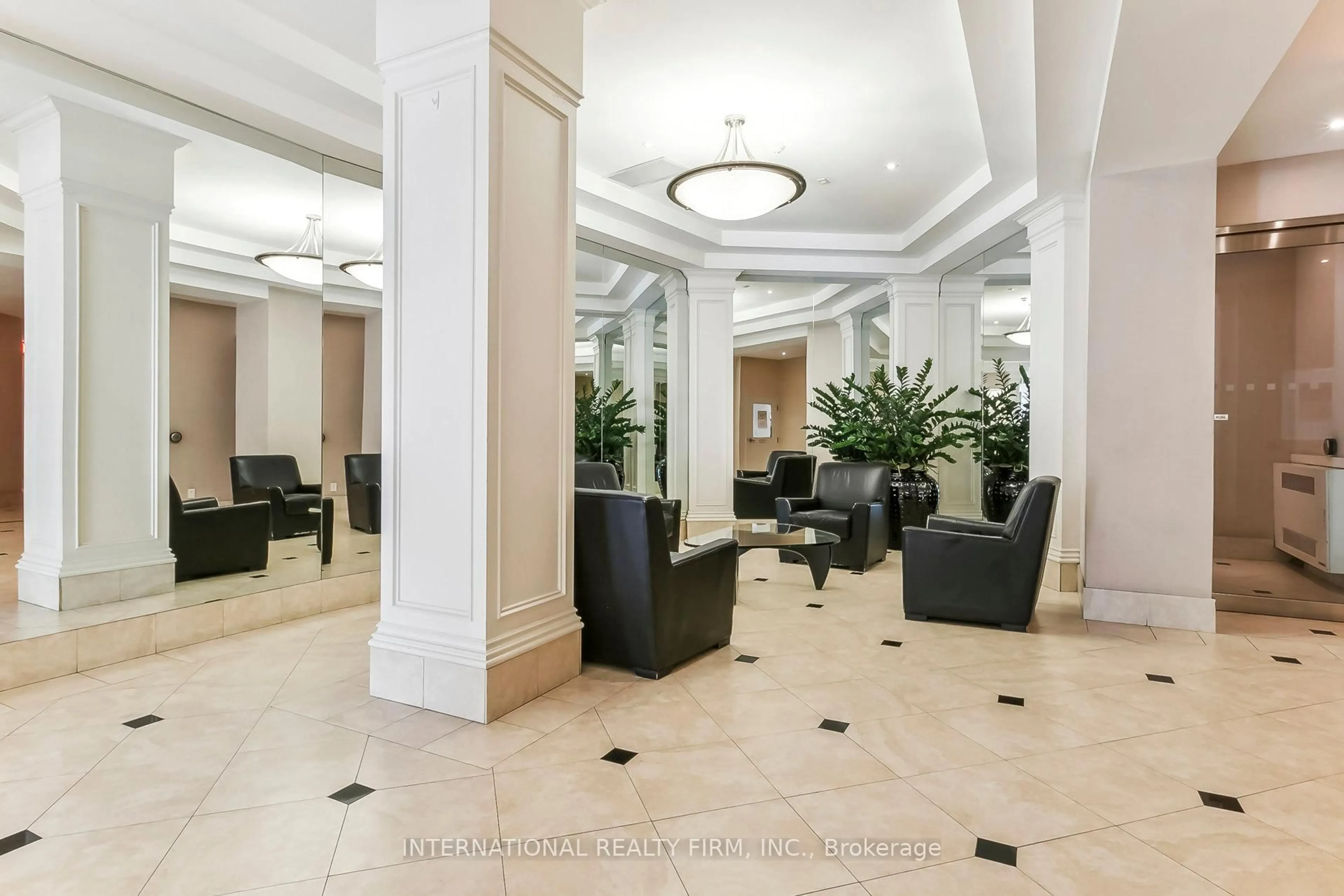 Lobby for 801 King St #628, Toronto Ontario M5V 3C9