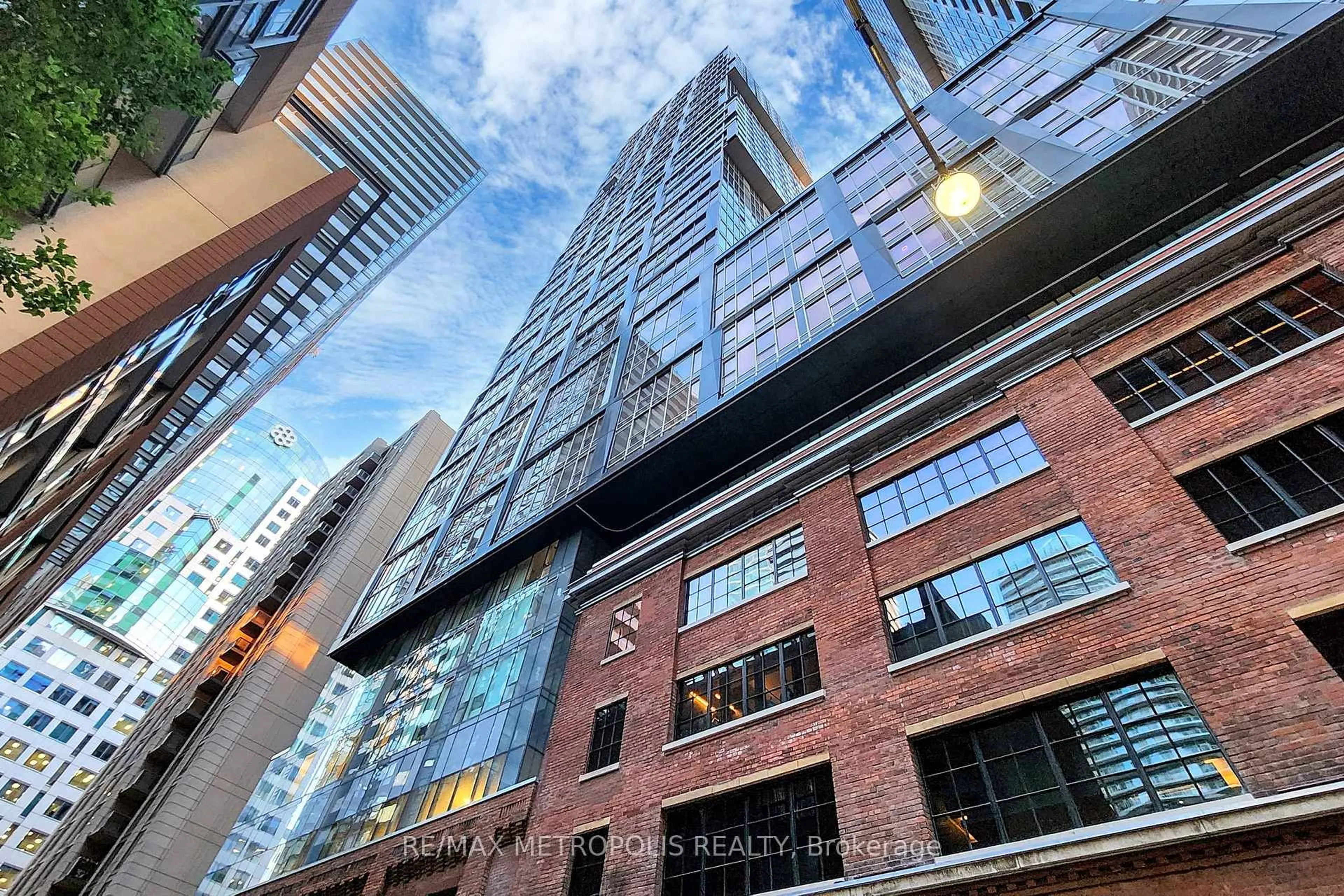 Unknown for 15 Mercer St #1803, Toronto Ontario M5V 1H2